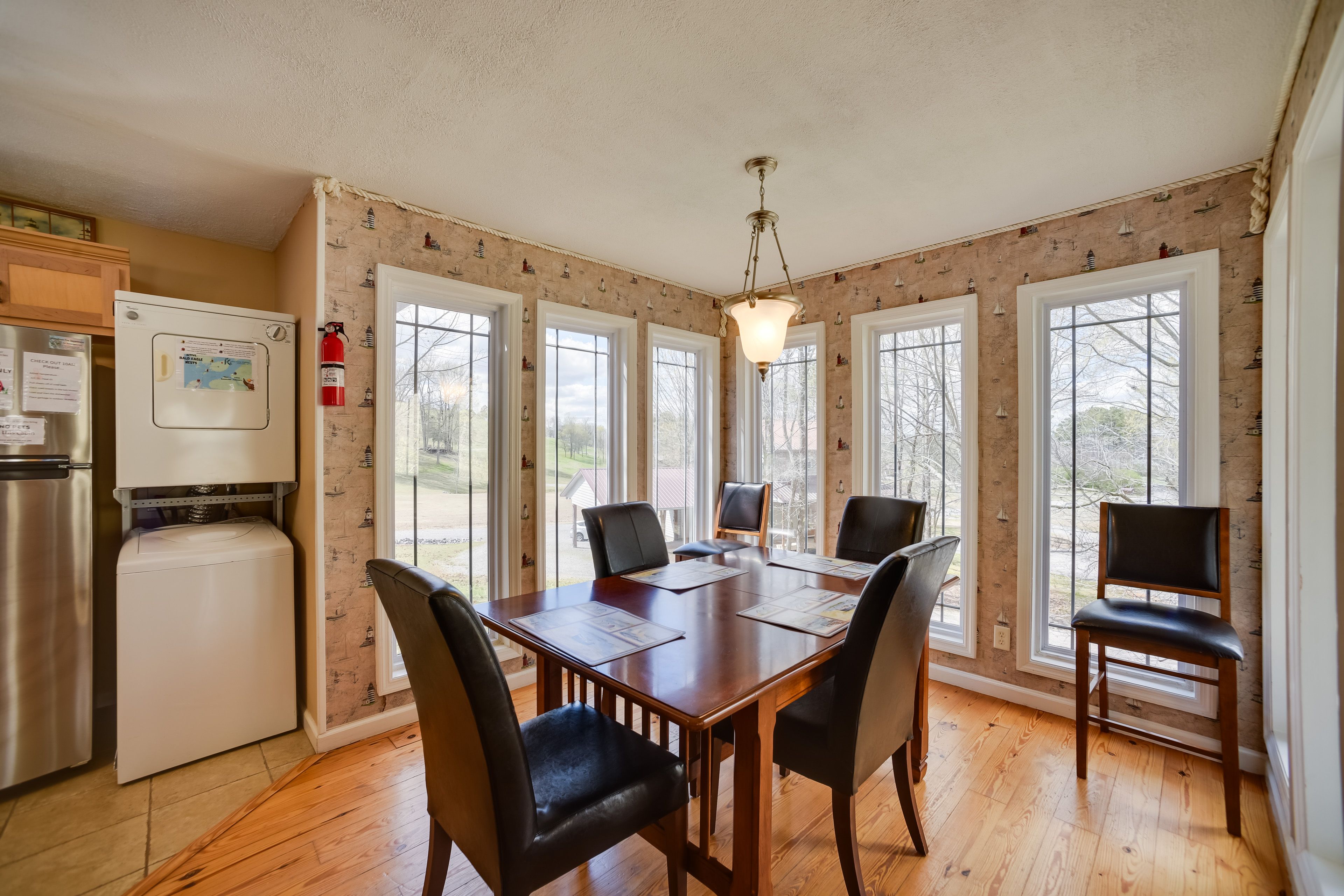 Dining Area | 1st Floor | Dishware/Flatware | Trash Bags/Paper Towels