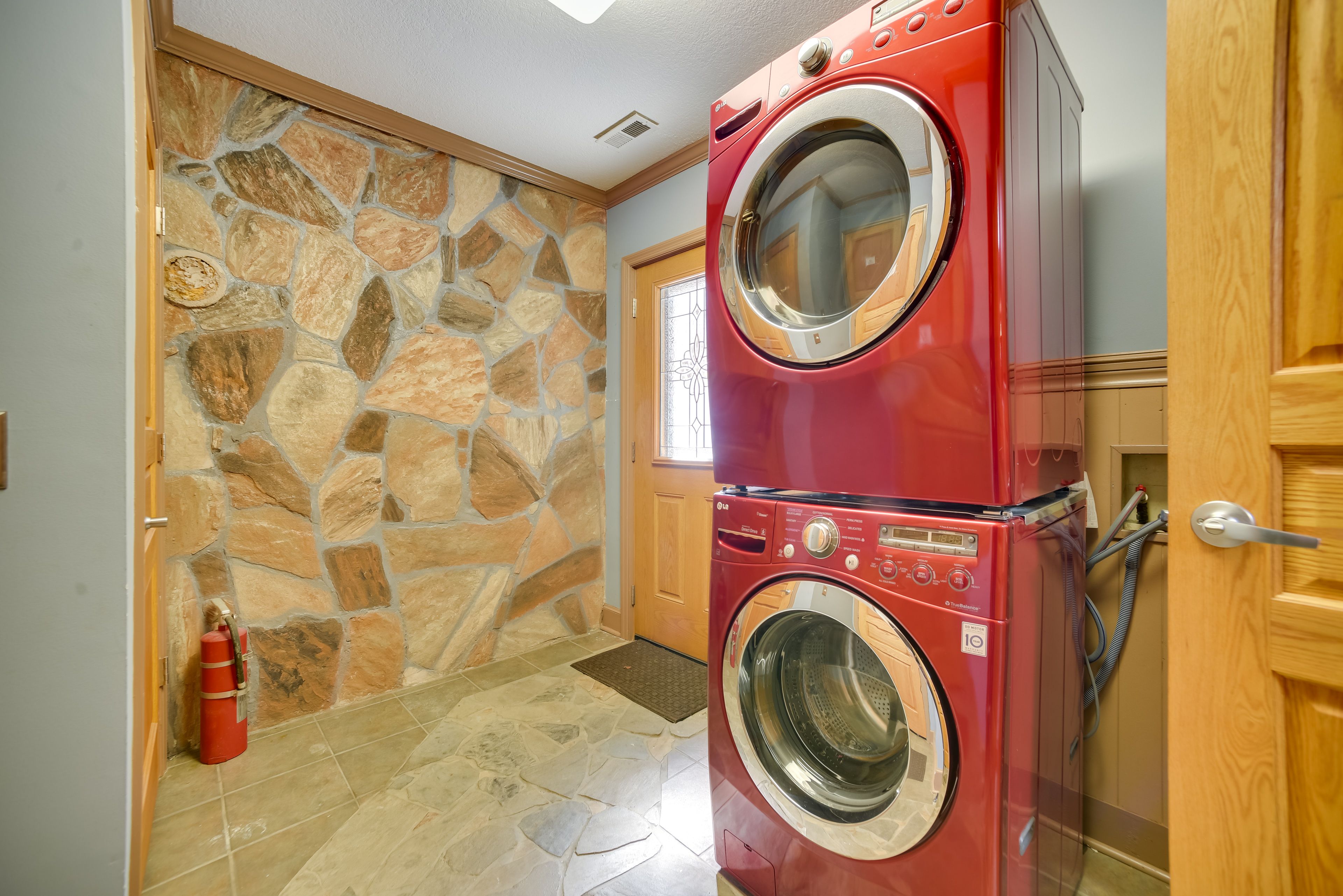Laundry Area | Washer/Dryer | Iron/Board