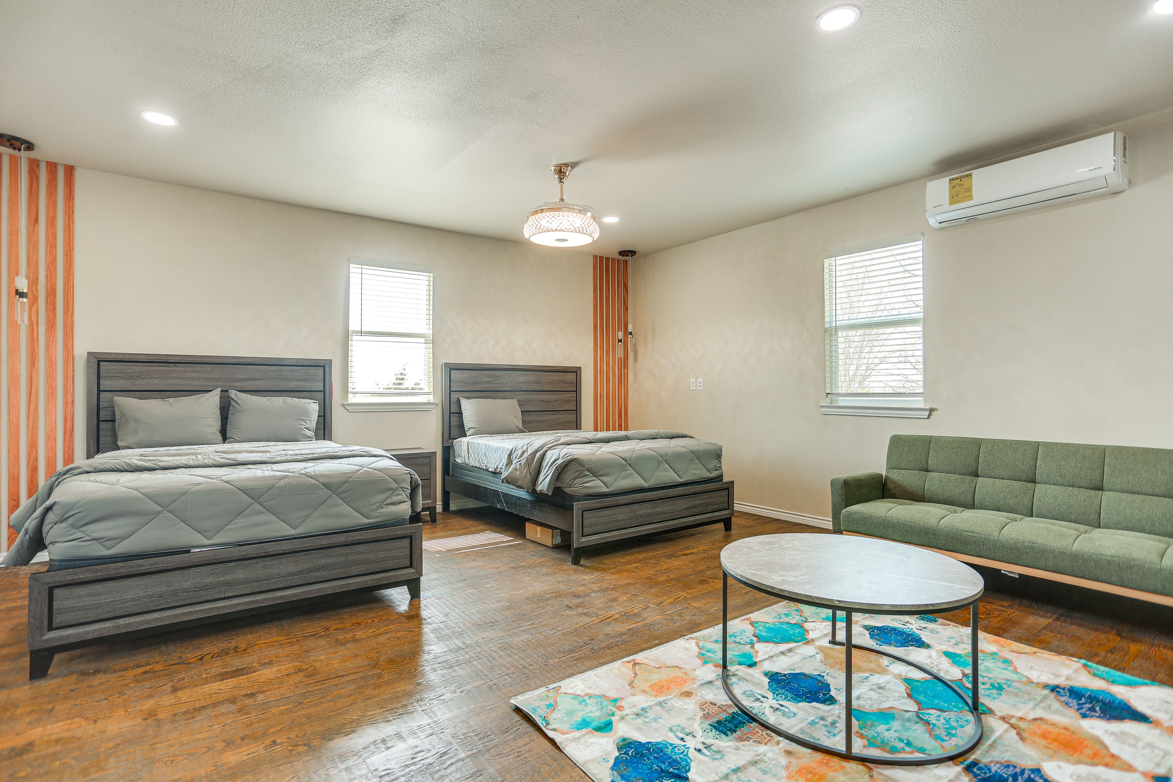 Bedroom 5 | 2 Queen Beds