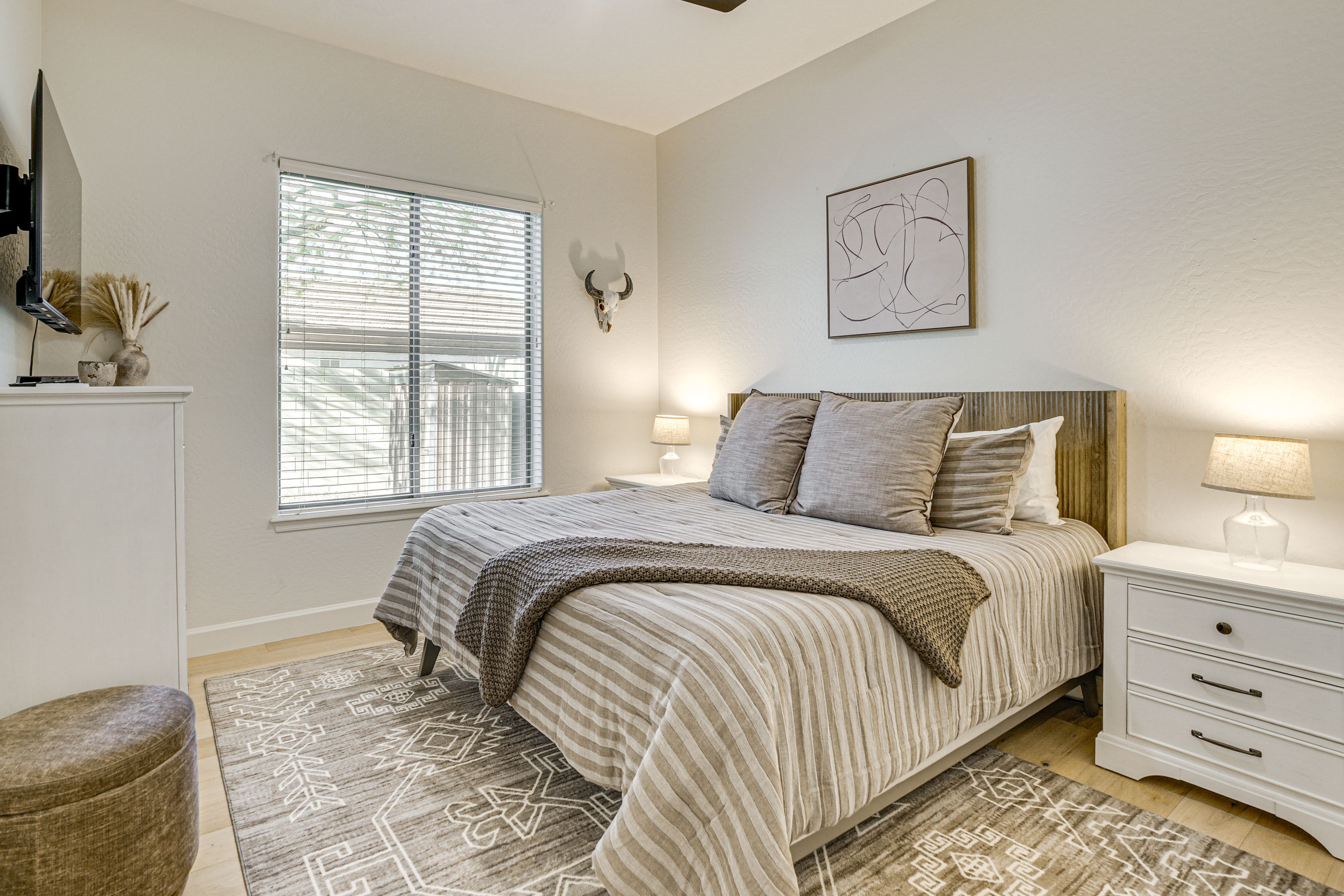 Bedroom 3 | King Bed