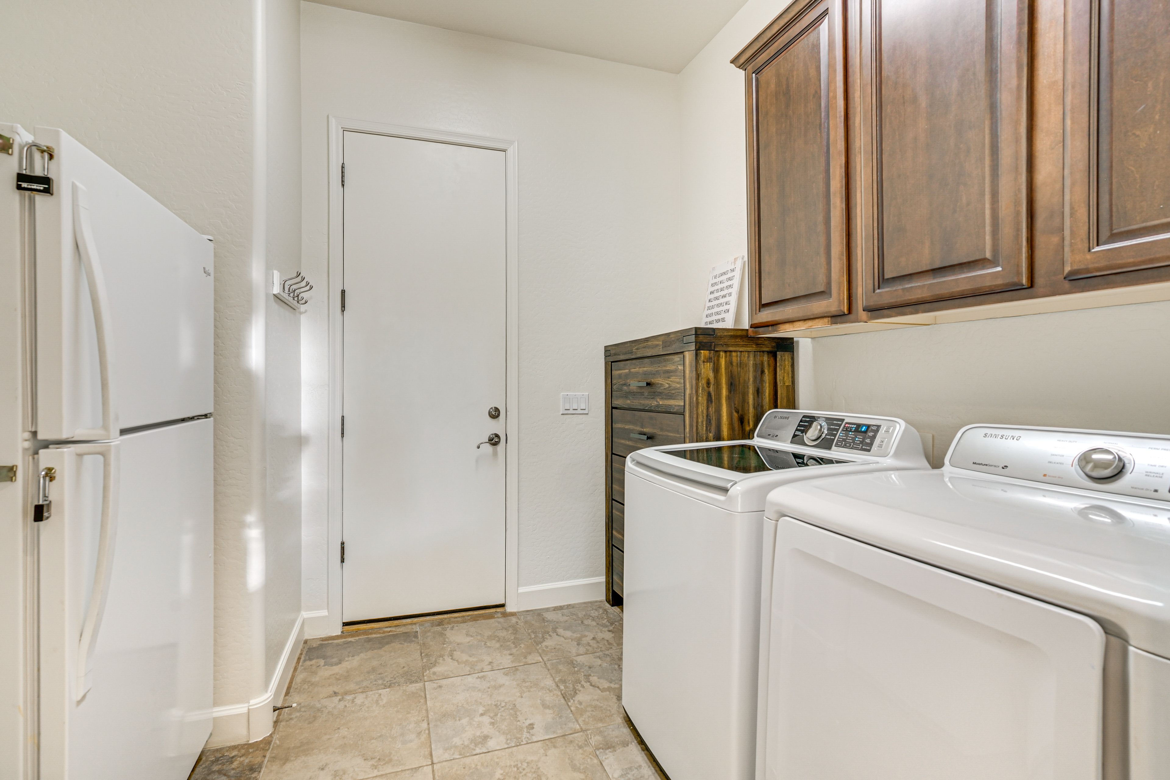 Laundry Area | Washer/Dryer