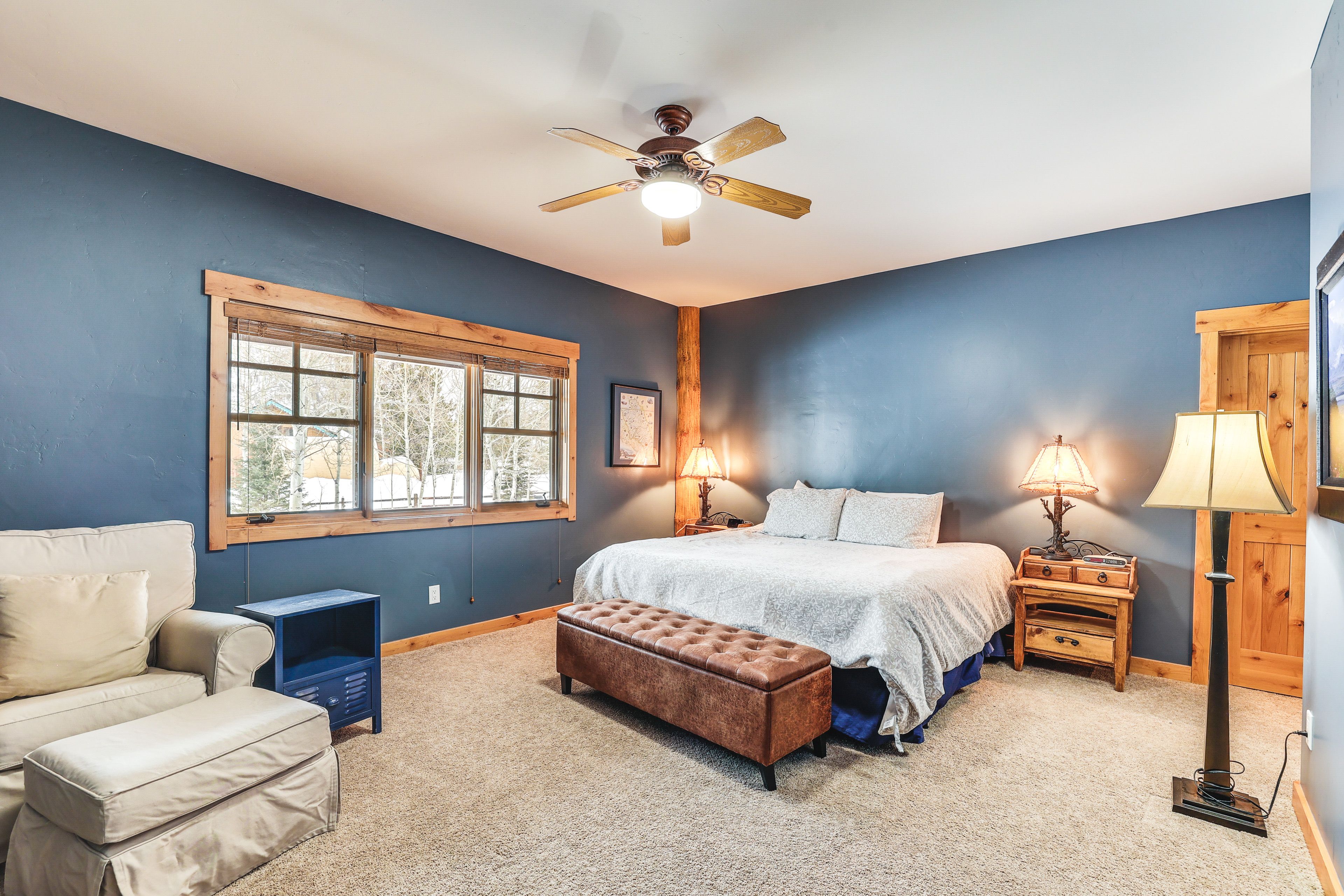 Bedroom 2 | Lower Level | King Bed | Smart TV w/ Cable