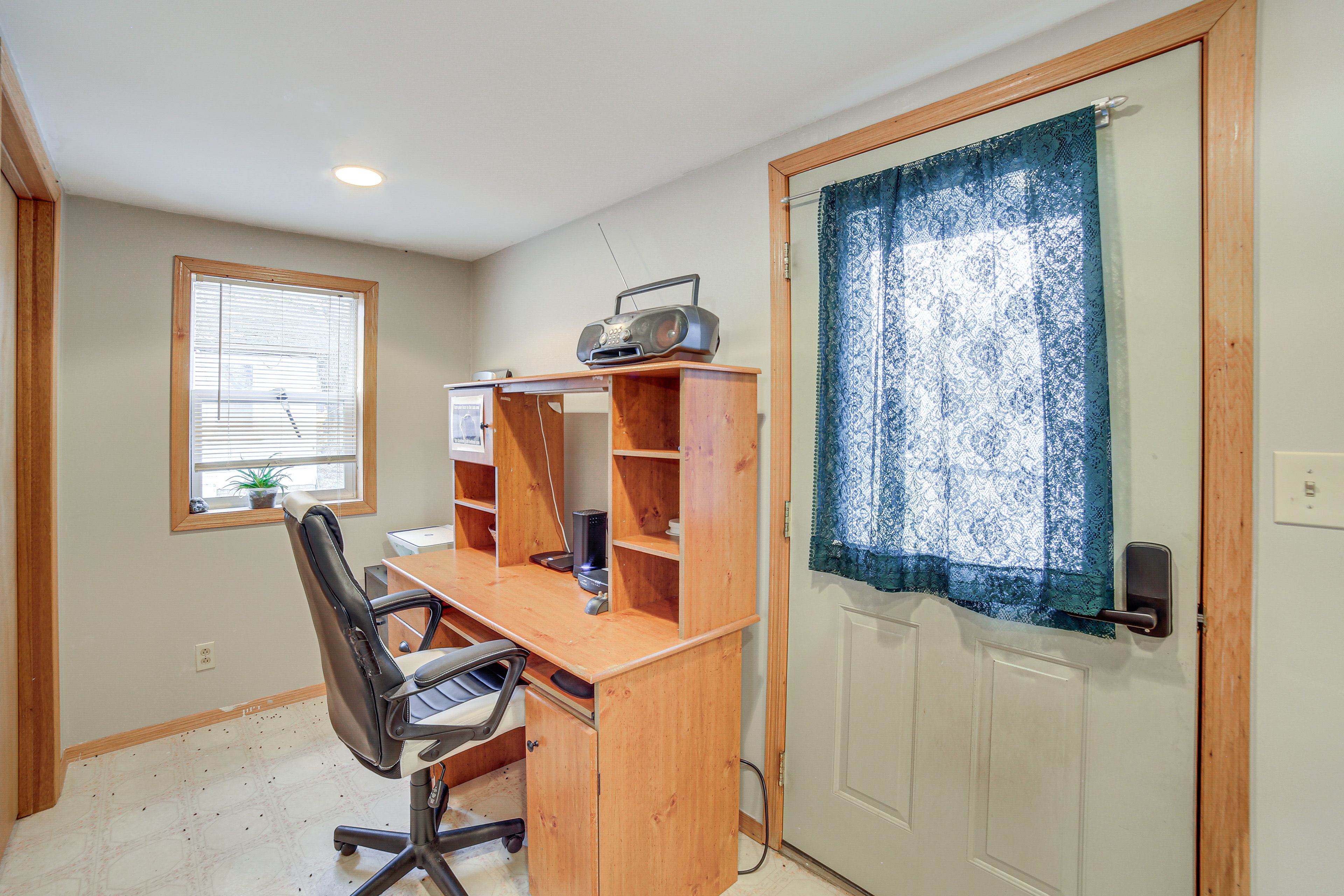 Office | 1st Floor