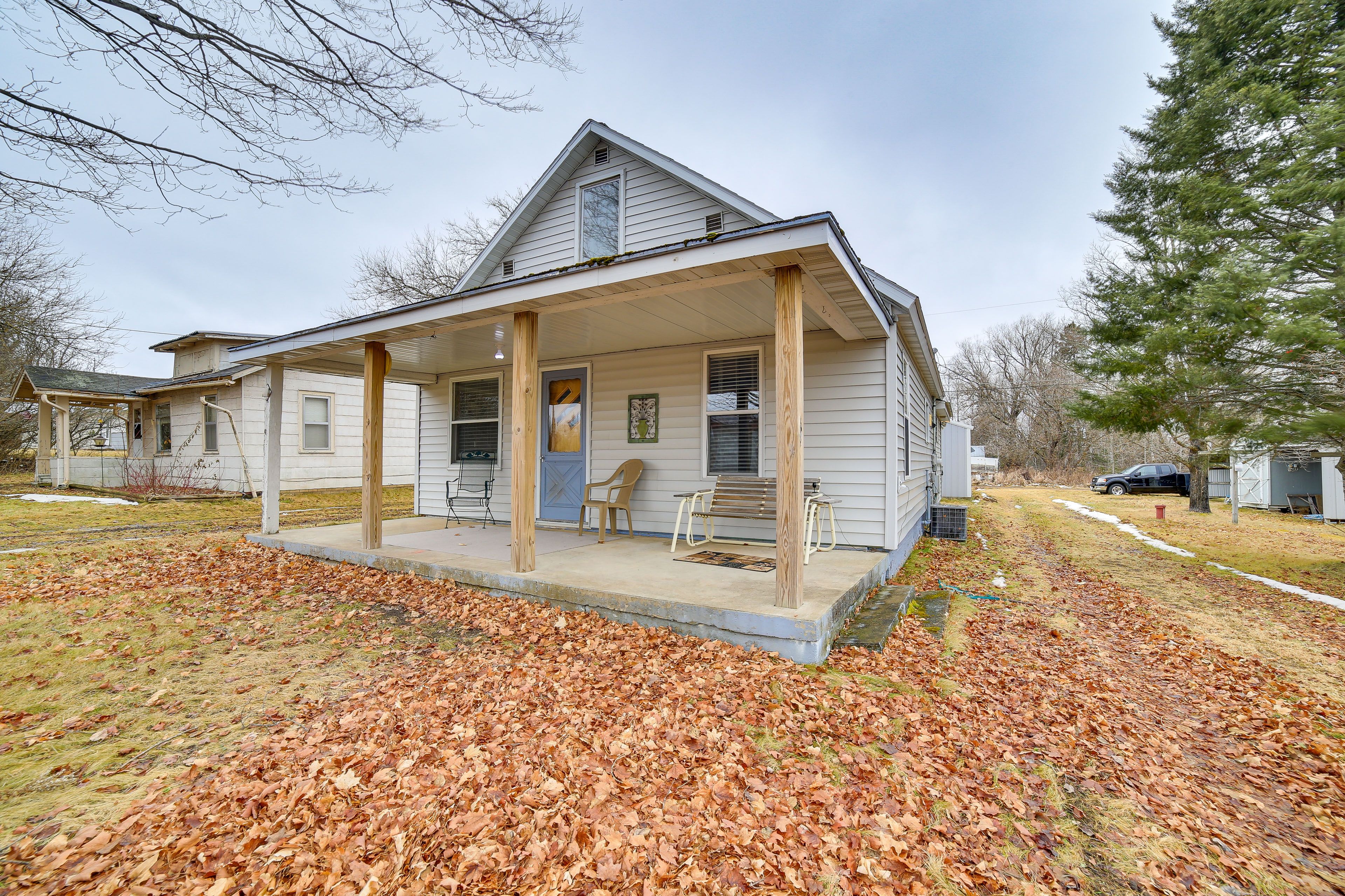 Exterior | Driveway (2 Vehicles) | ATV Parking Available