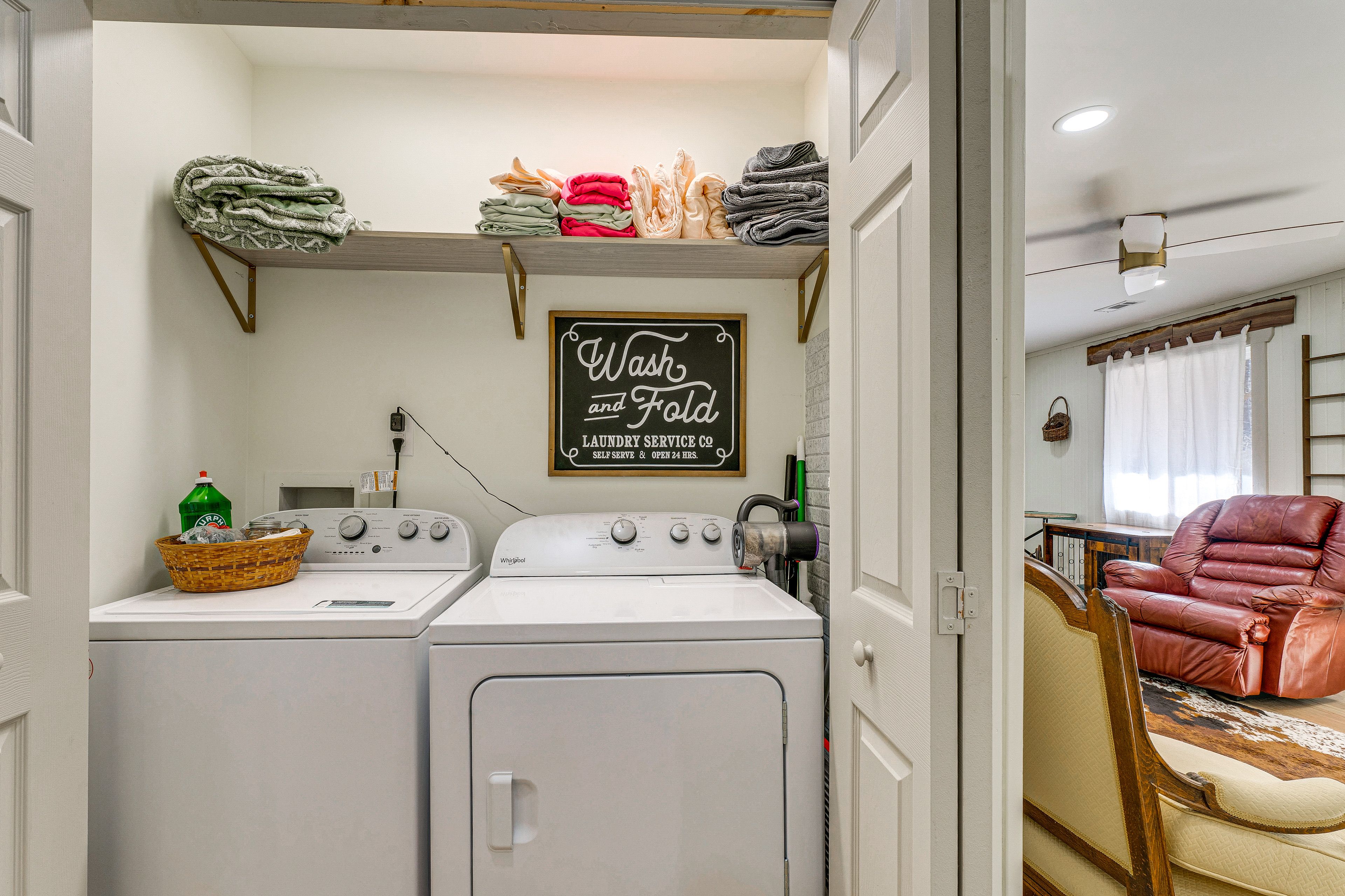 Laundry Area | Washer (Unavailable) & Dryer | Trash Bags/Paper Towels