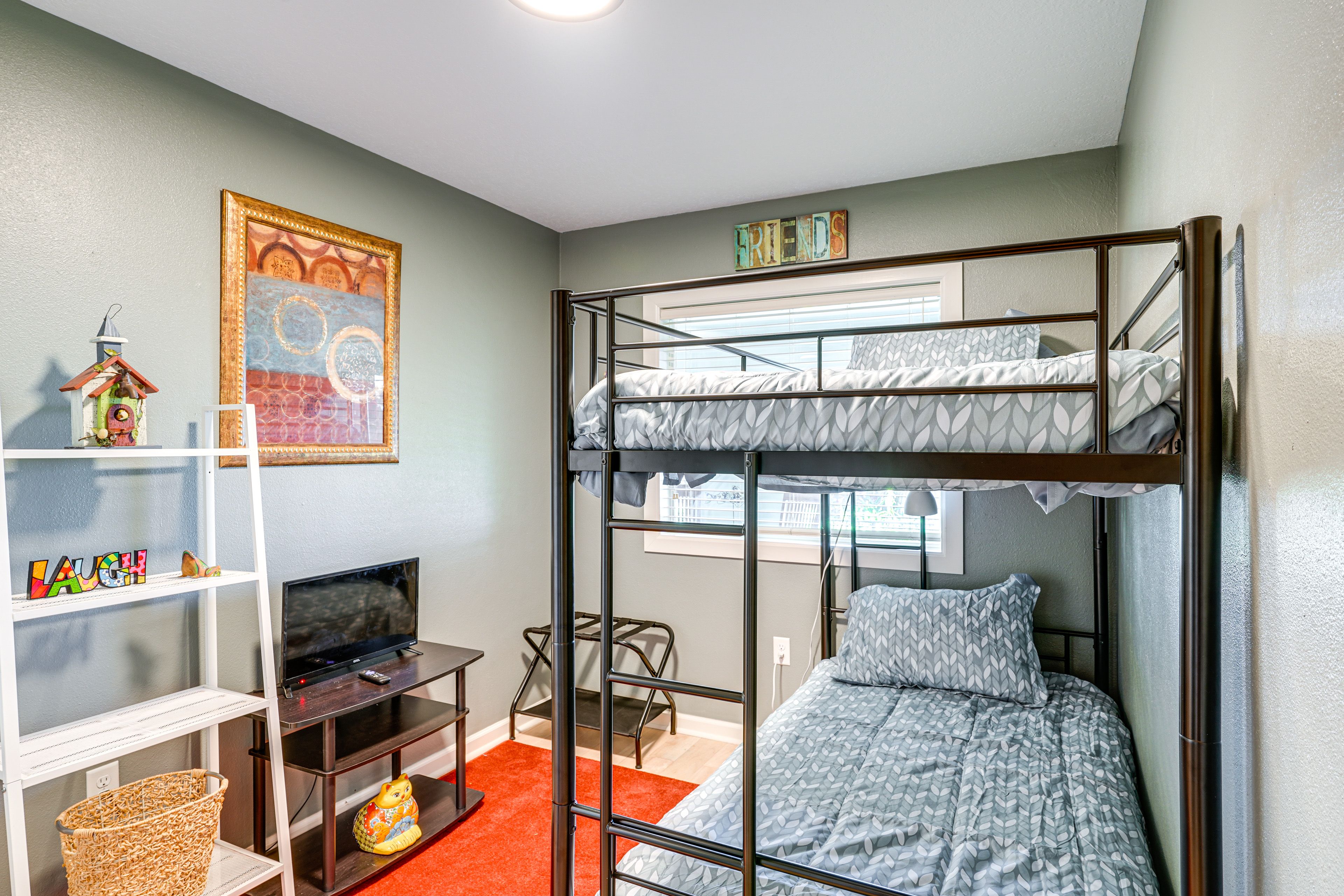 Bedroom 3 | Twin Bunk Bed w/ Twin Trundle