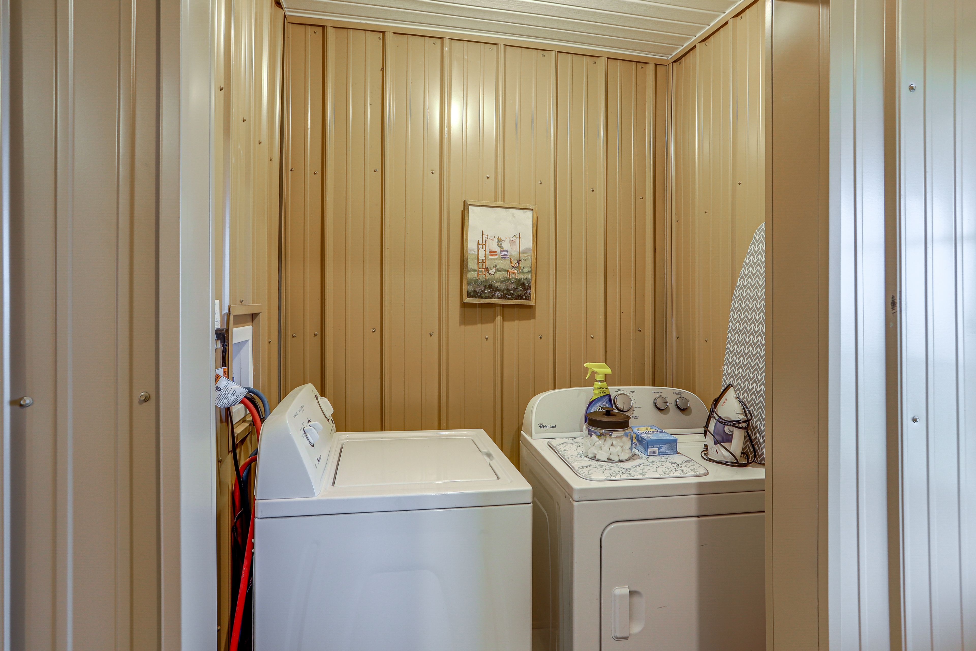 Laundry | 1st Floor