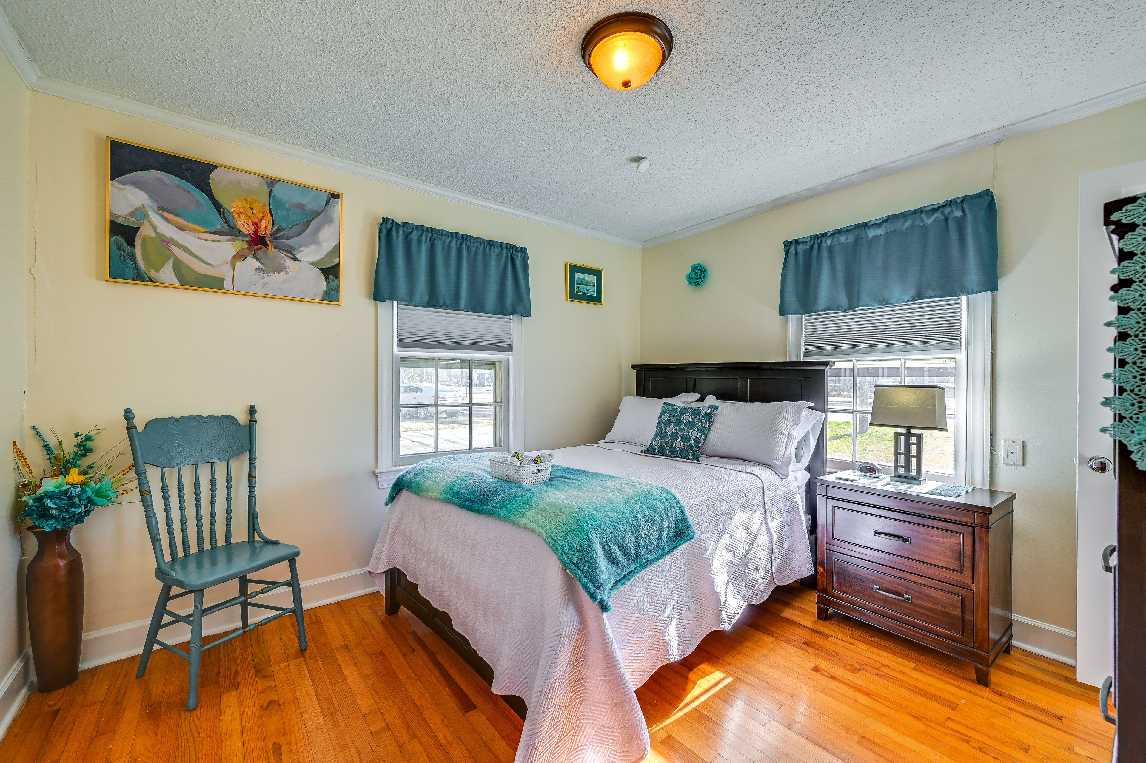 Bedroom 1 | Full Bed | Linens Provided