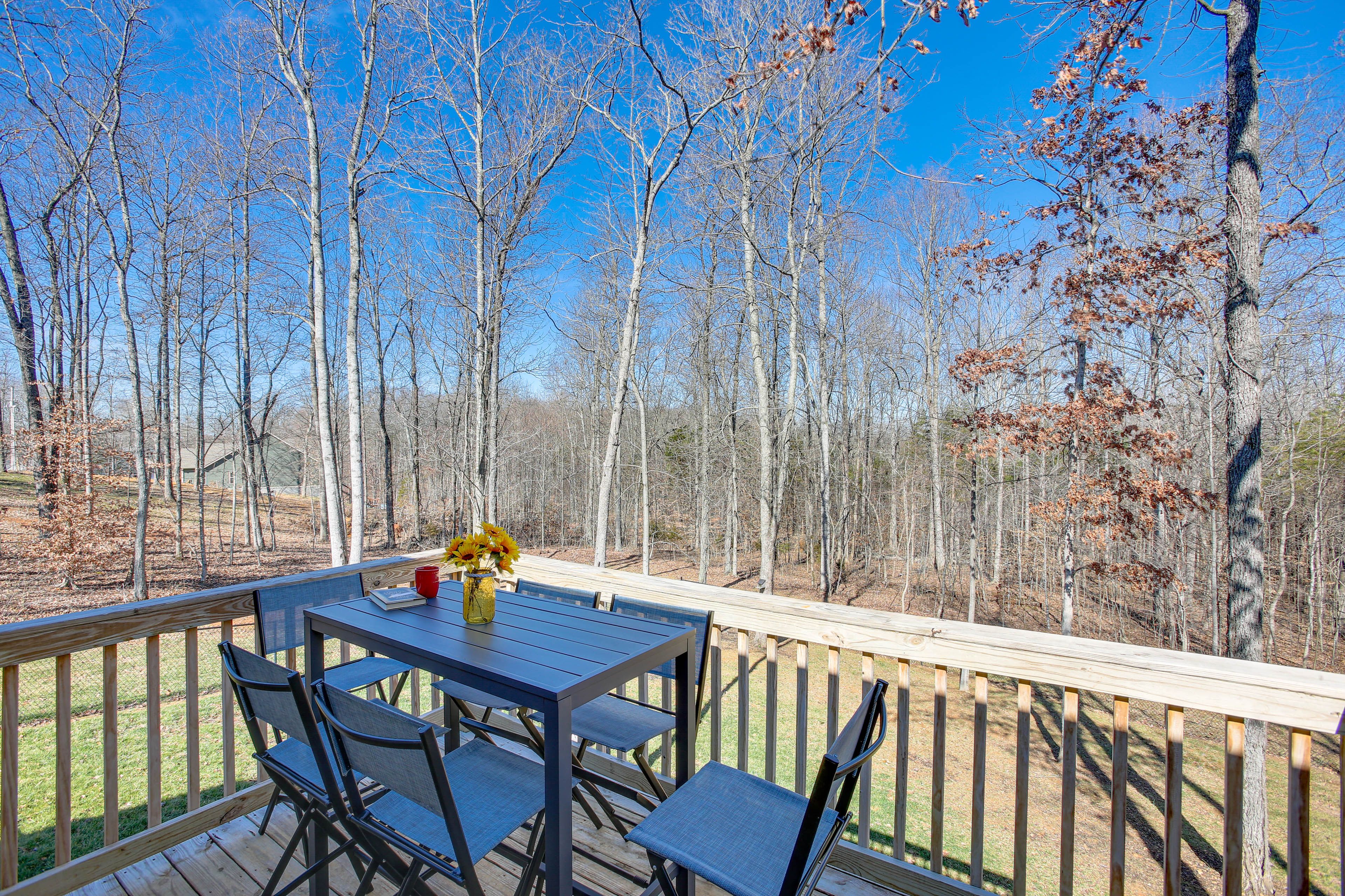 Furnished Deck