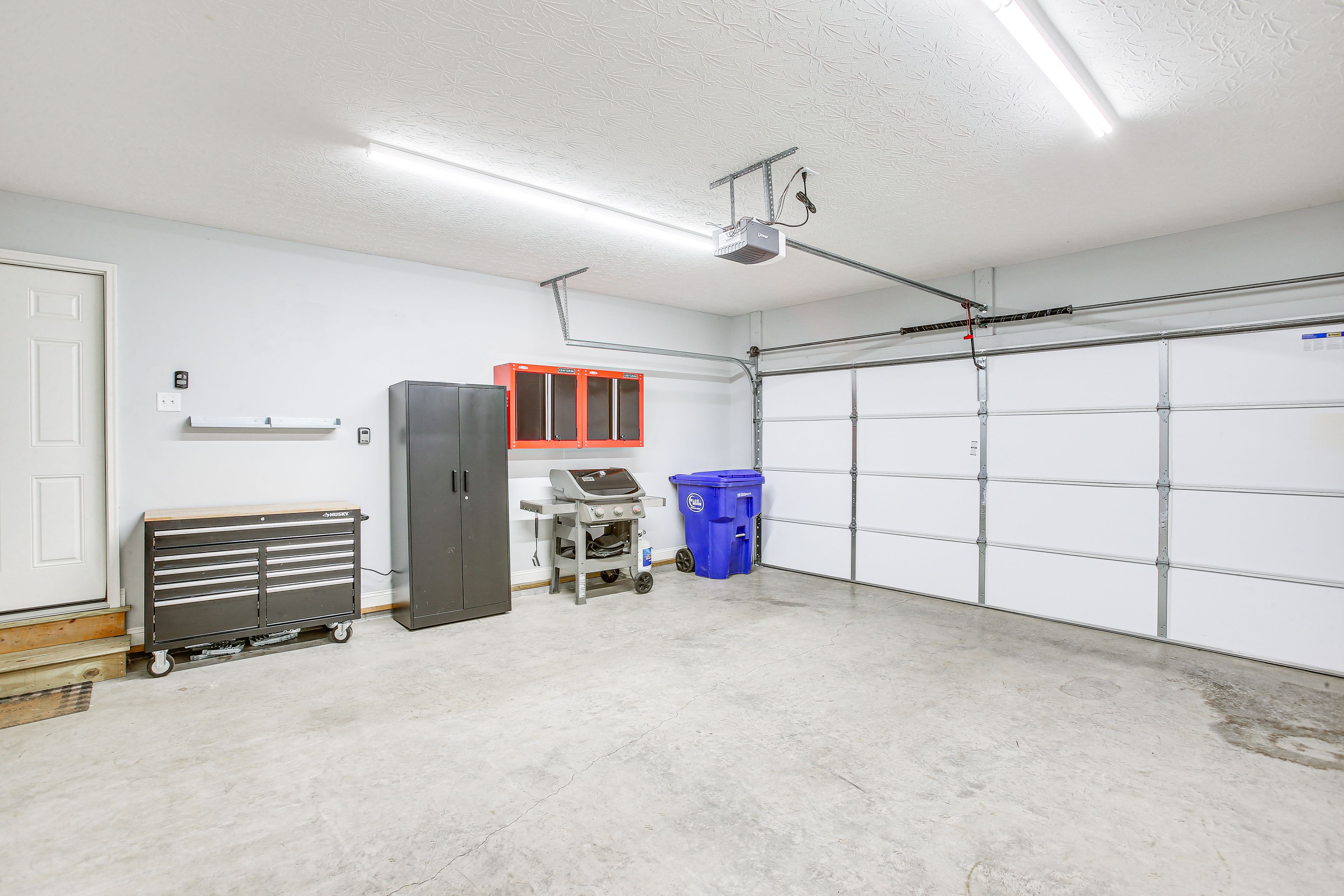 Garage (1 Vehicle)