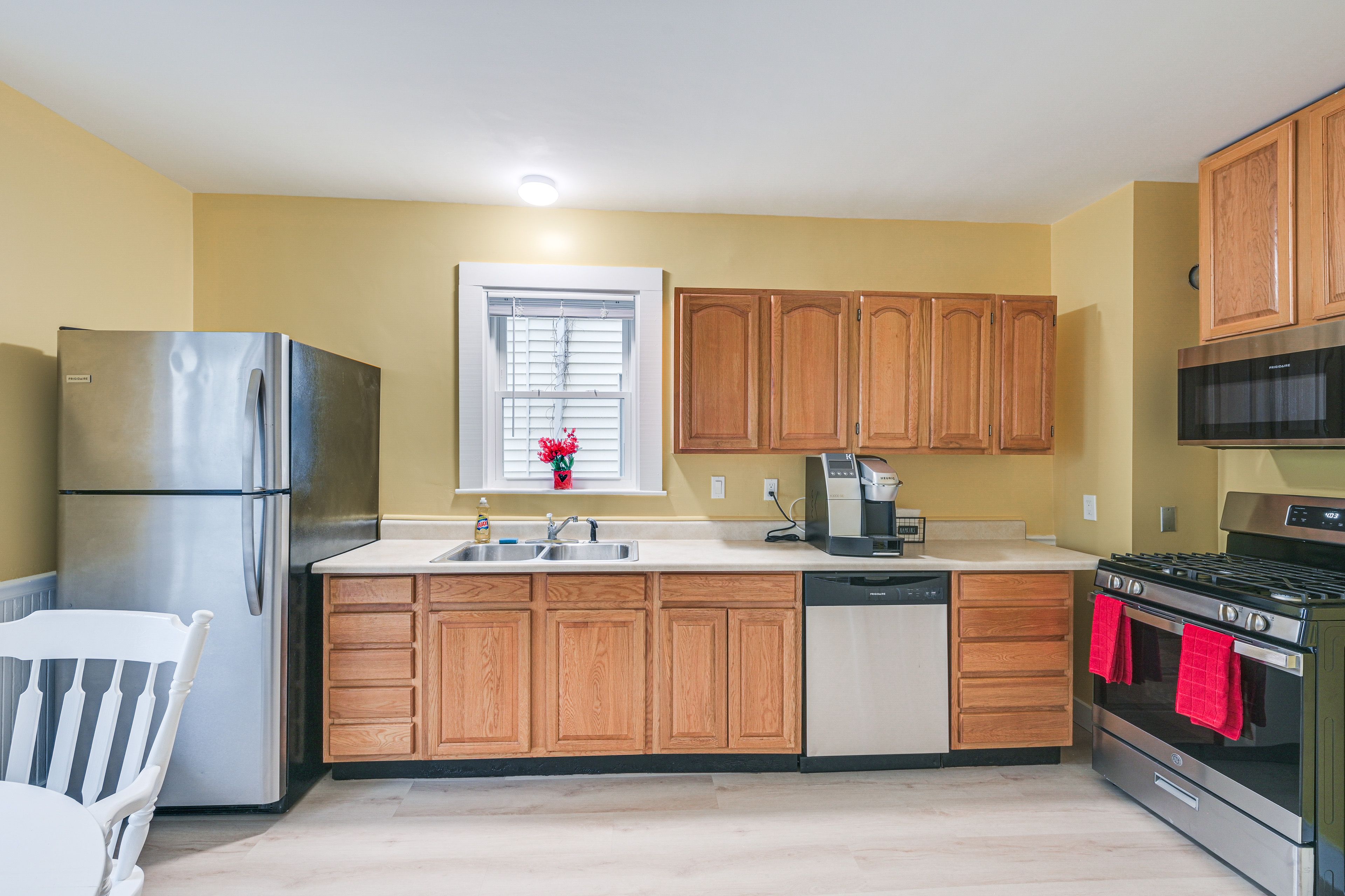 Kitchen | Keurig Single-Serve Coffee Maker | In-Unit Laundry