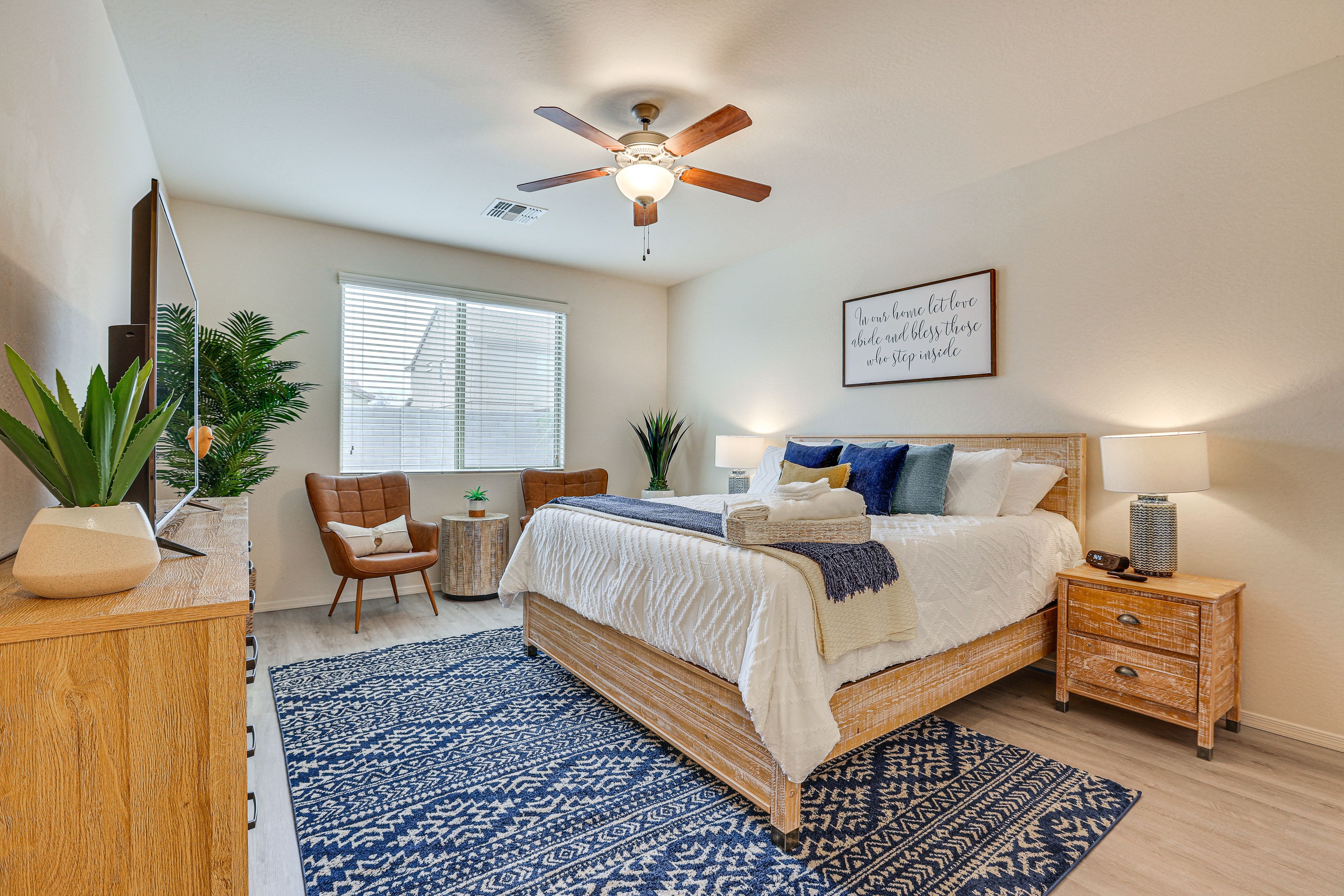 Bedroom Suite | King Bed | Linens Provided