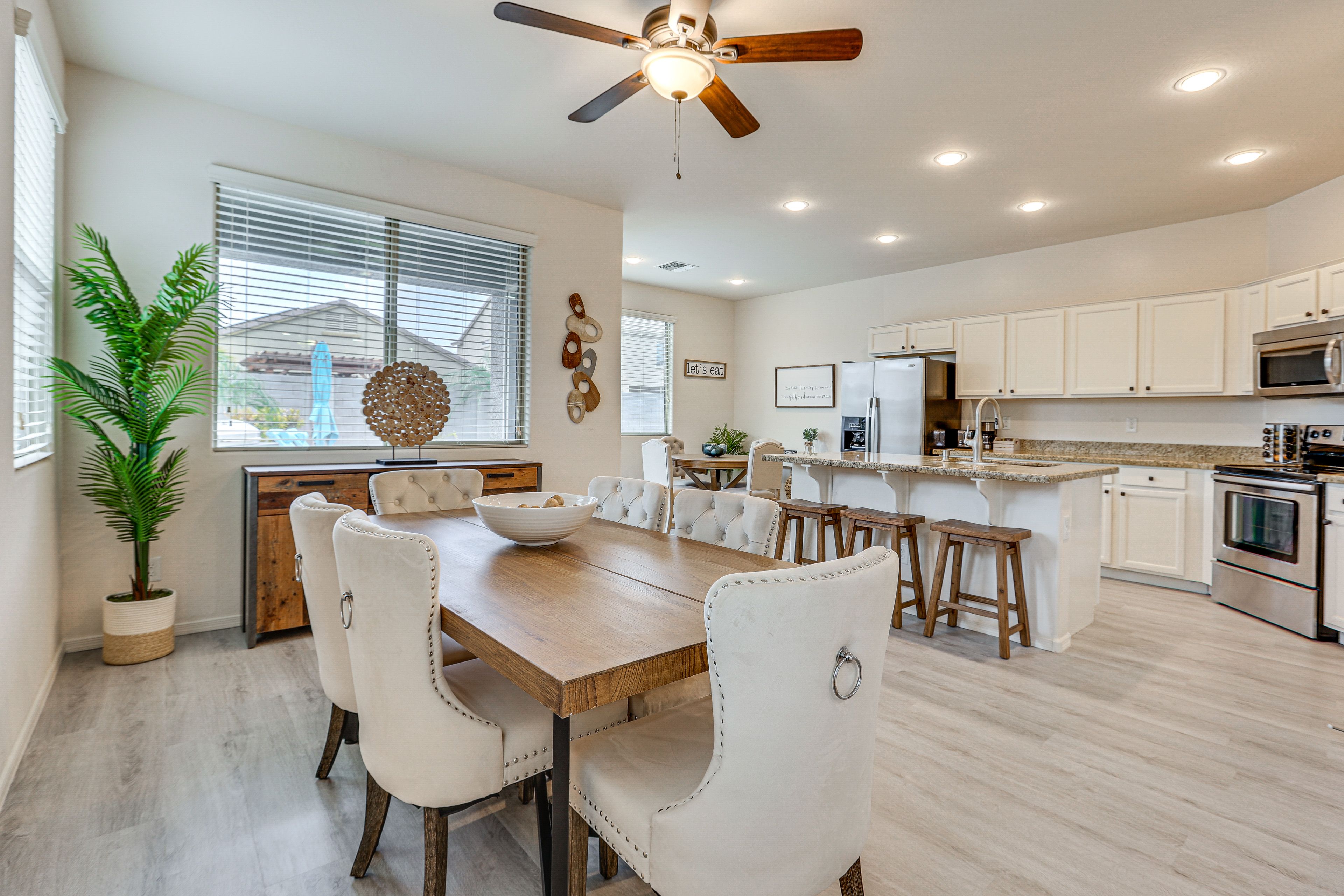 Dining Room | Dishware & Flatware Provided