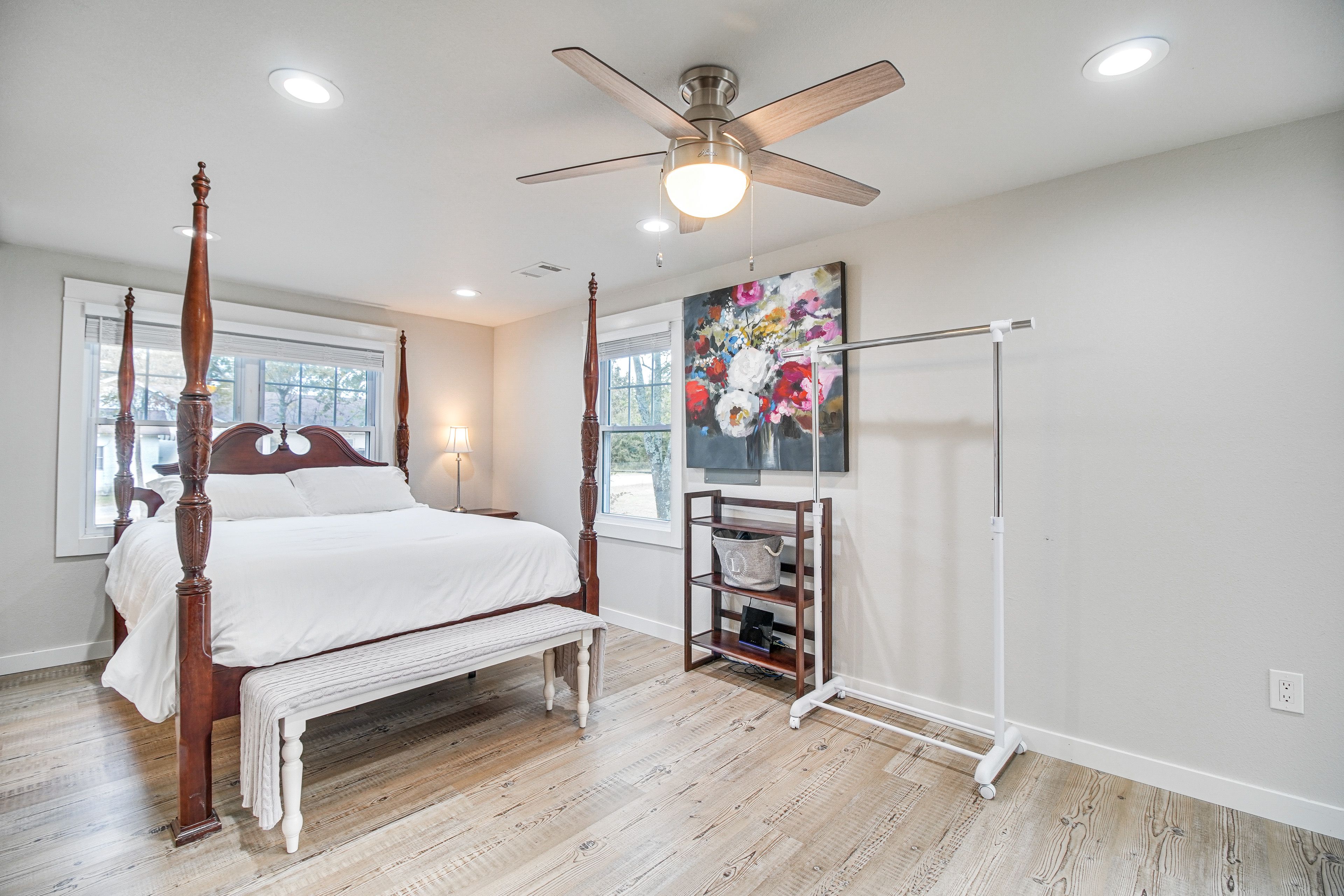 Bedroom 1 | Queen Bed | Linens Provided