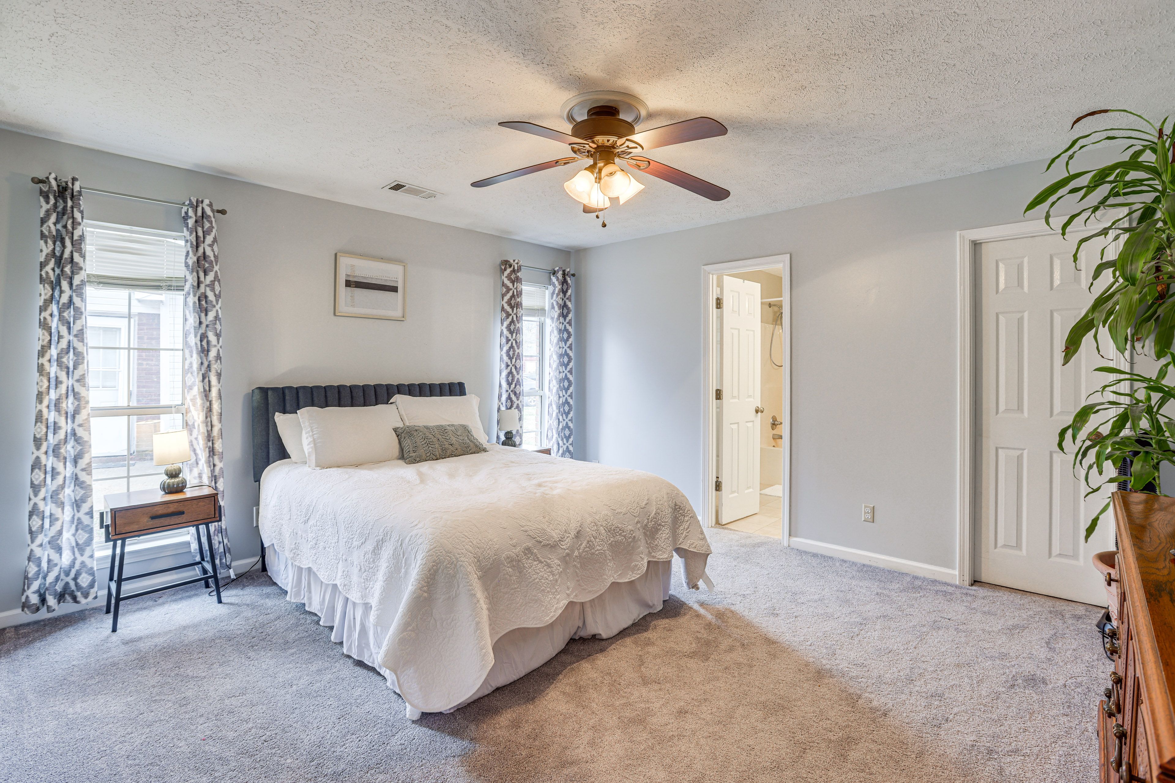 Bedroom 1 | Queen Bed | Linens Provided