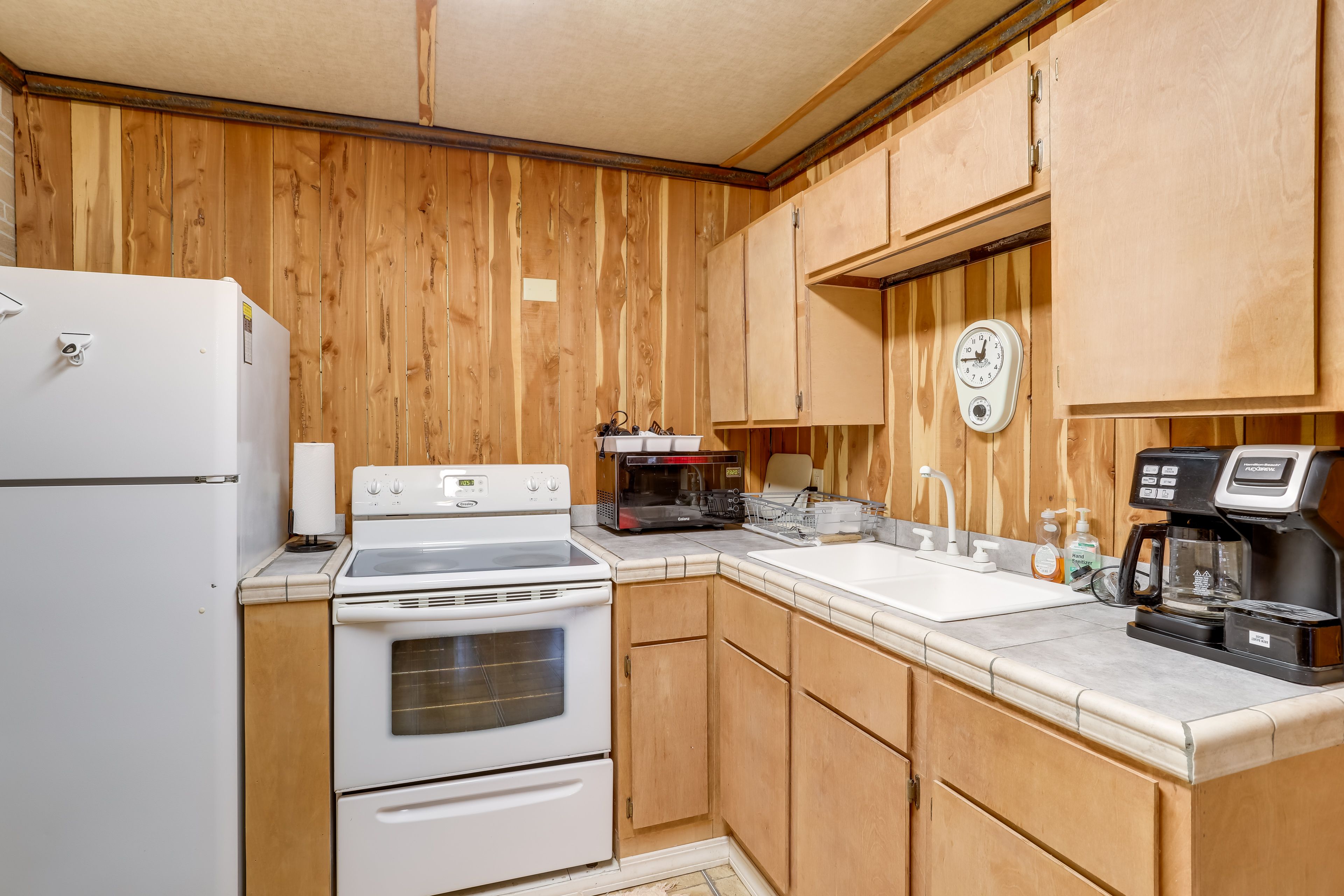 Kitchen | Cooking Basics Supplied | Top Floor