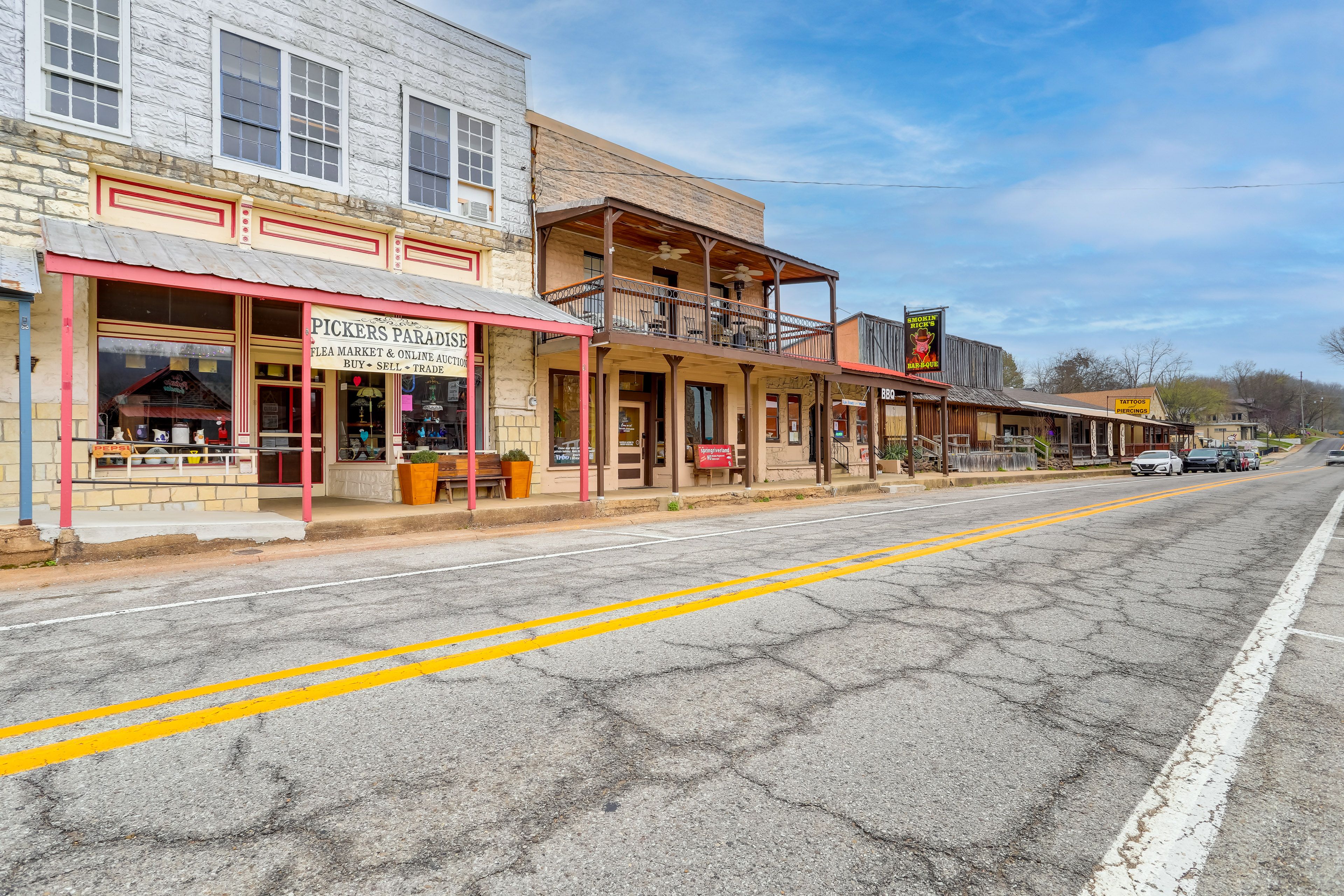 Surrounding Main Street