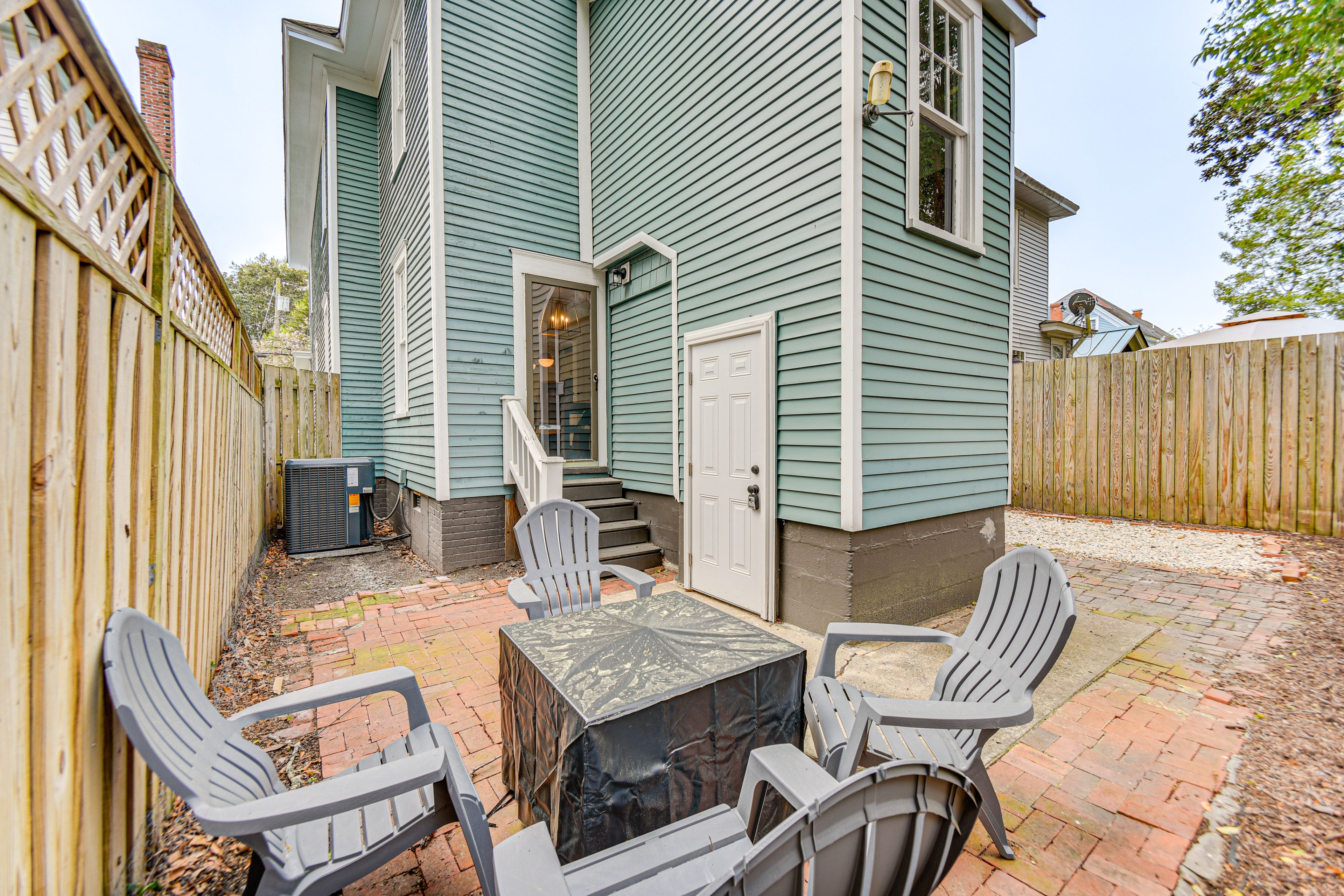 Fenced Backyard | Private Patio | Gas Fire Pit