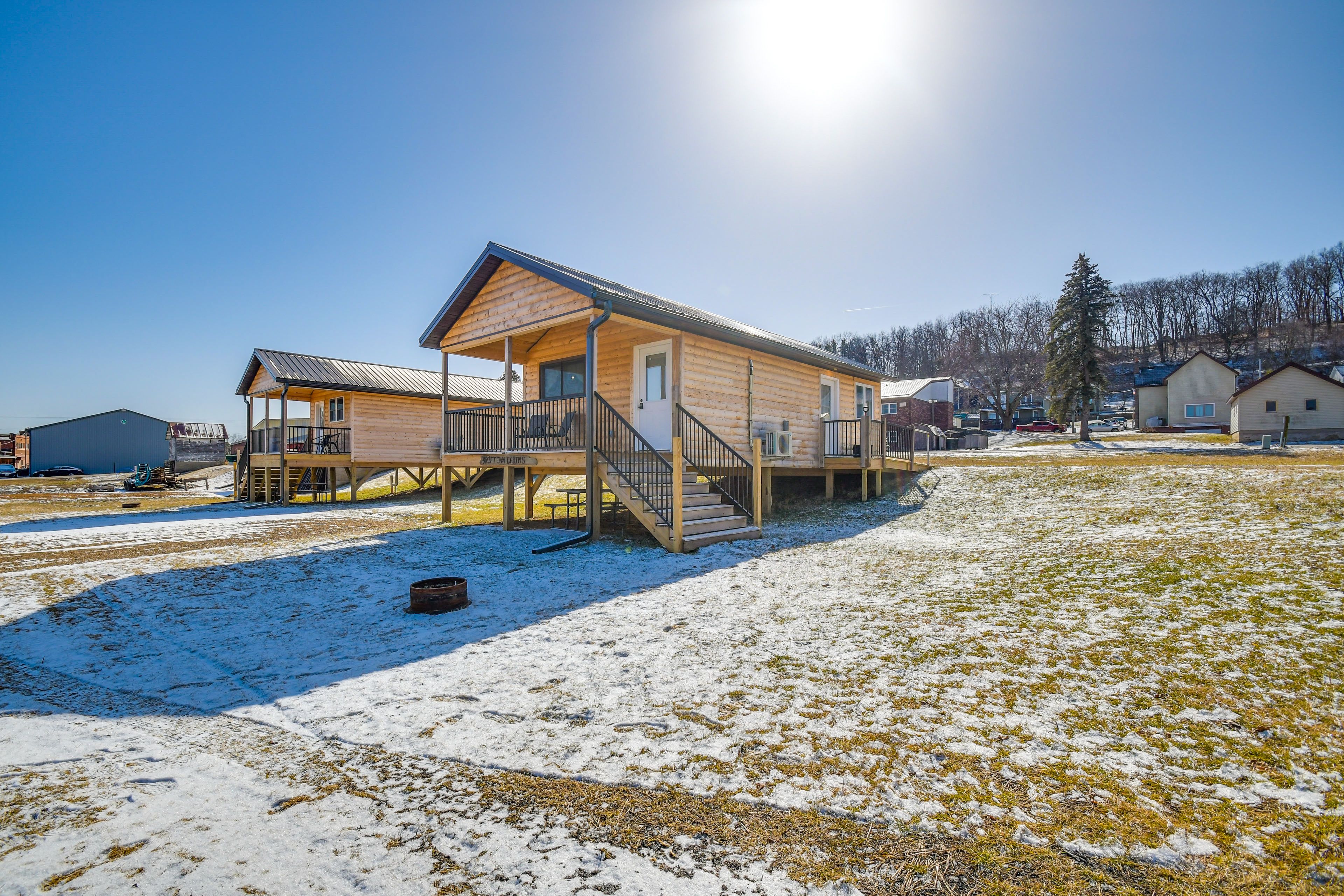 Property Exterior | Fire Pit (Wood Not Provided)