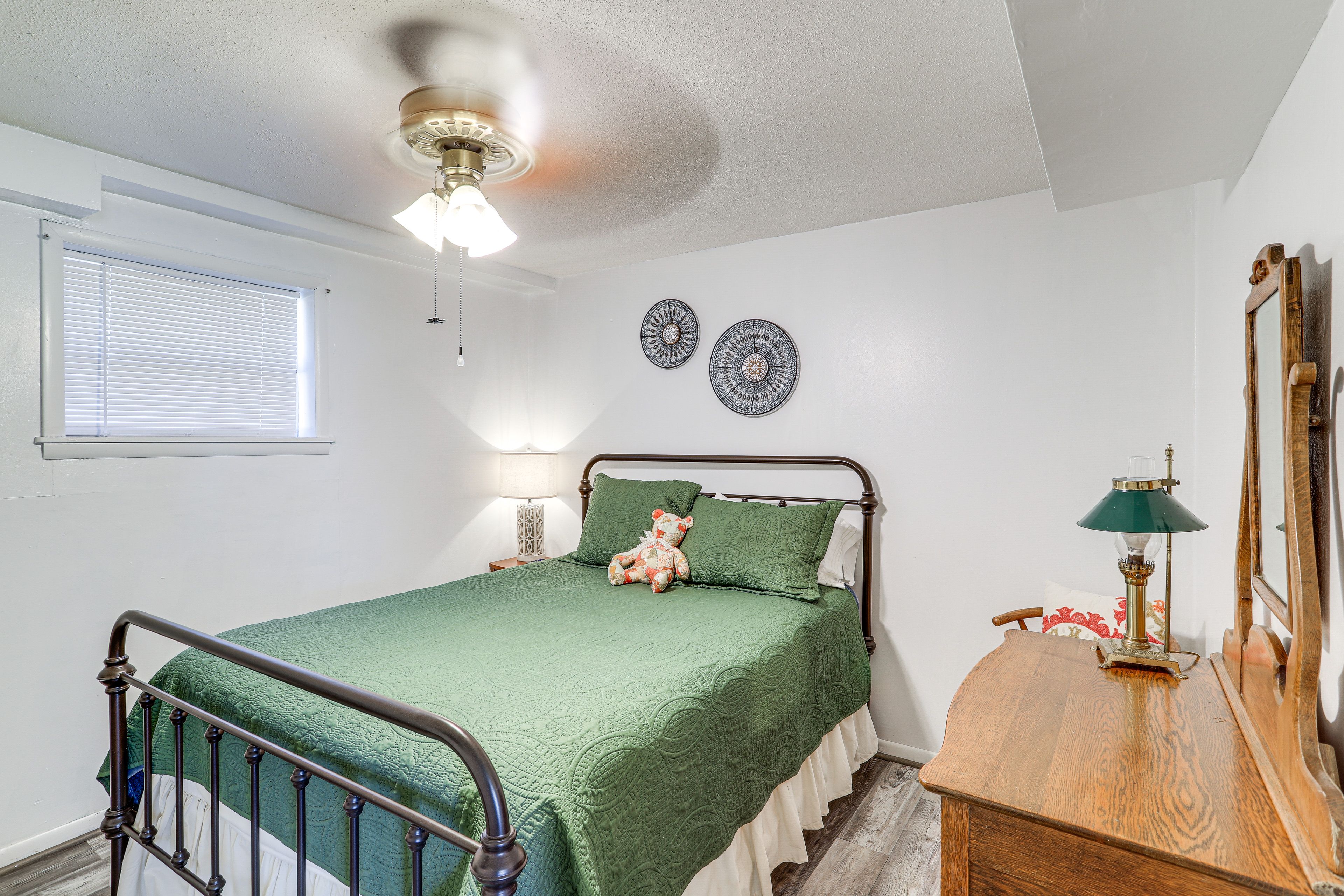 Bedroom 2 | Queen Bed | Central Heating & A/C | Lower Level