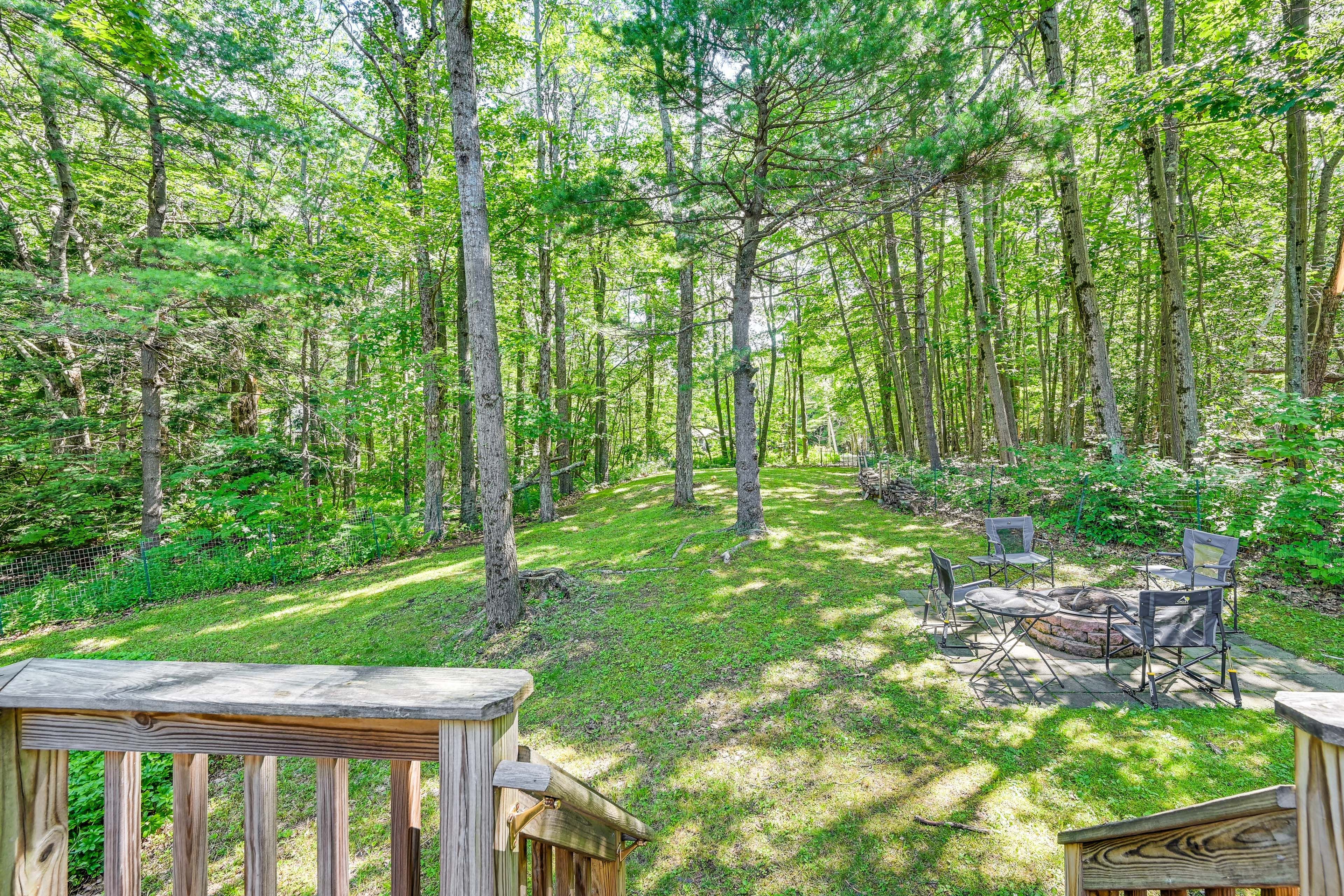 Private Yard | Wood-Burning Fire Pit