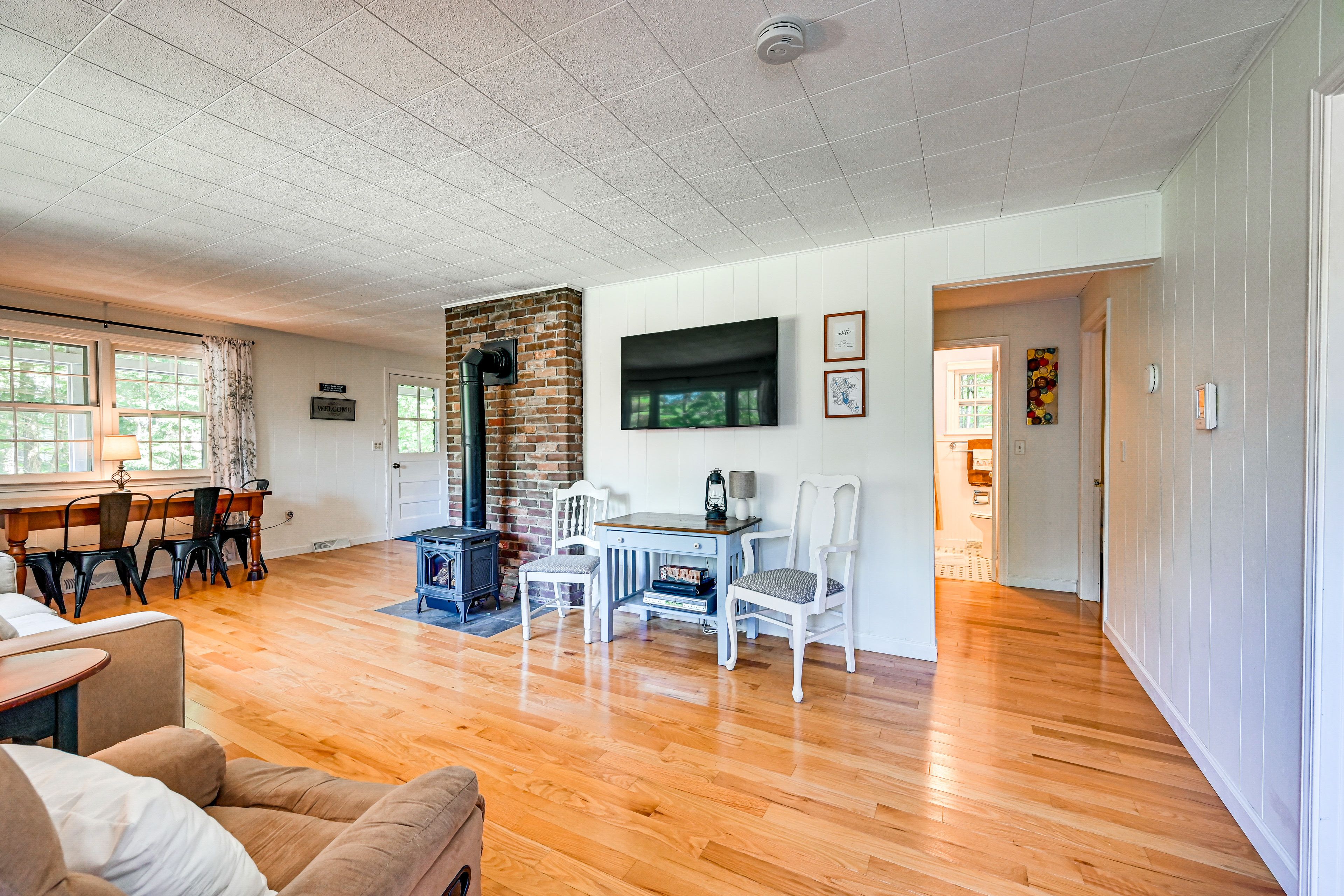 Smart TV | Main Level