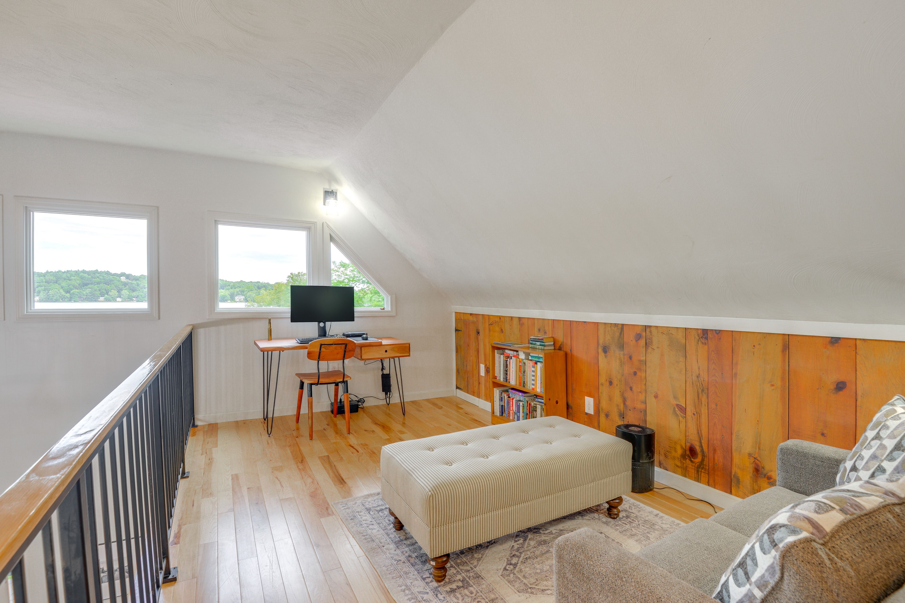 Loft | 2nd Floor | Laptop-Friendly Workspace