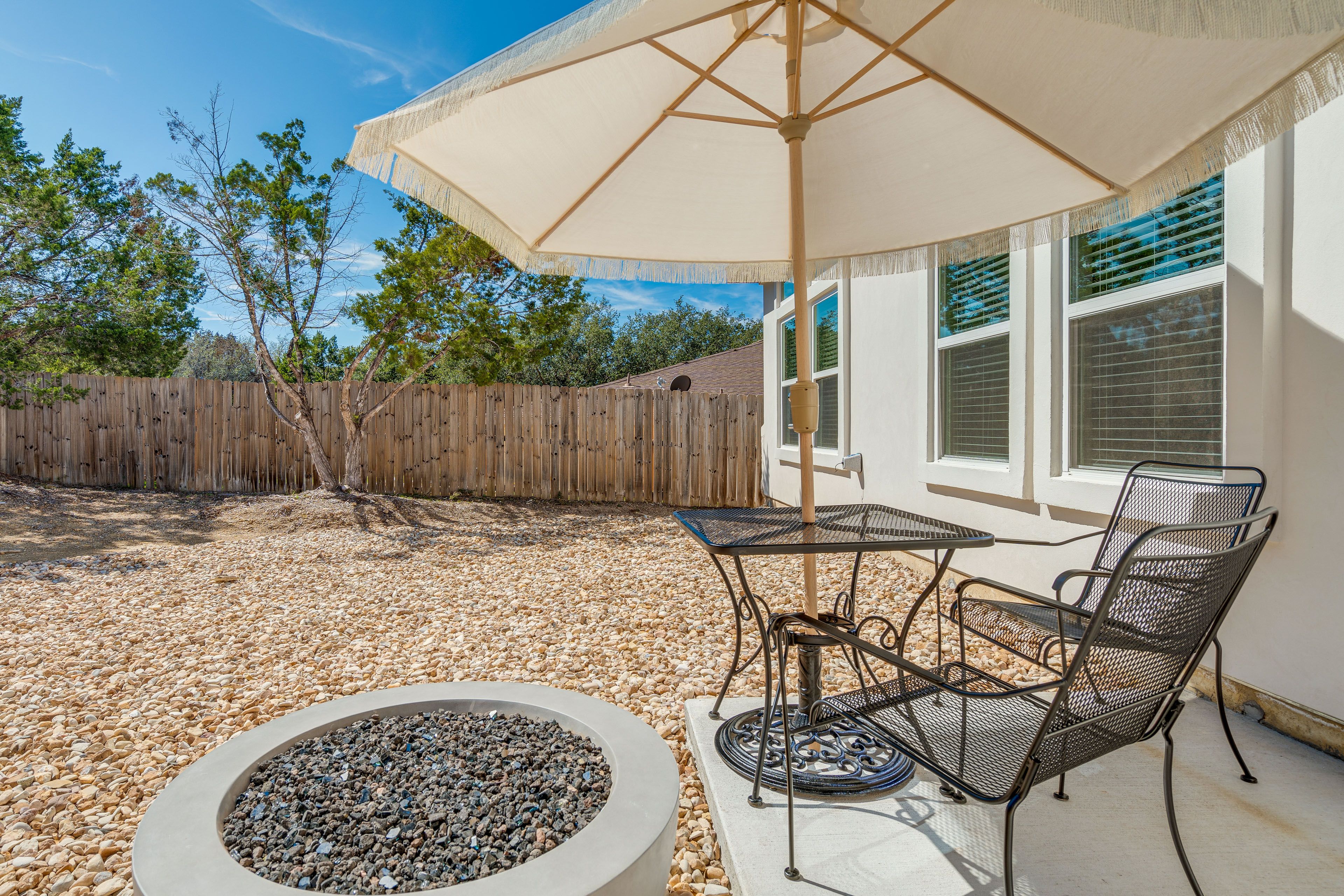 Patio | Outdoor Dining Area