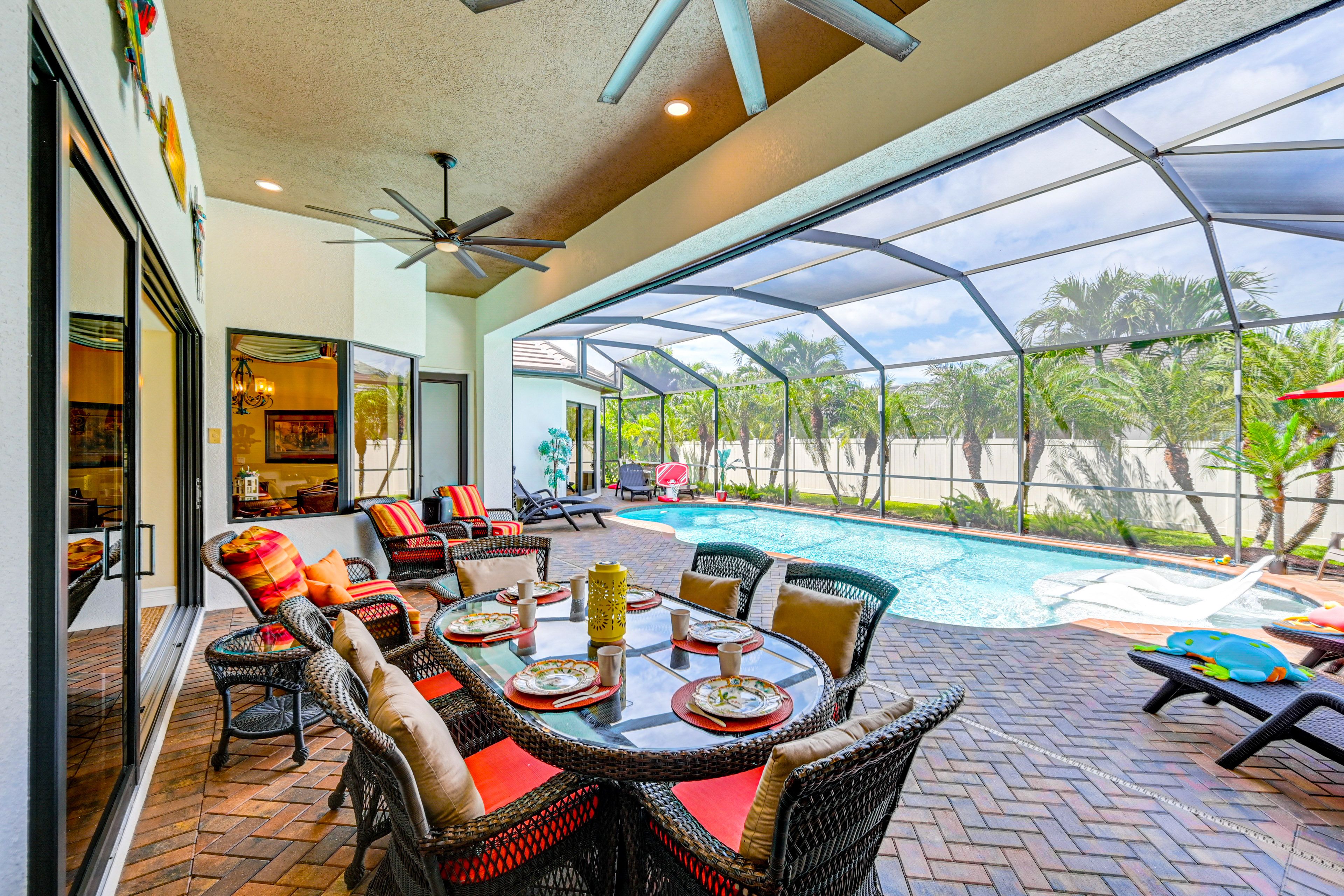 Lanai | Gas Grill | Pool Toys