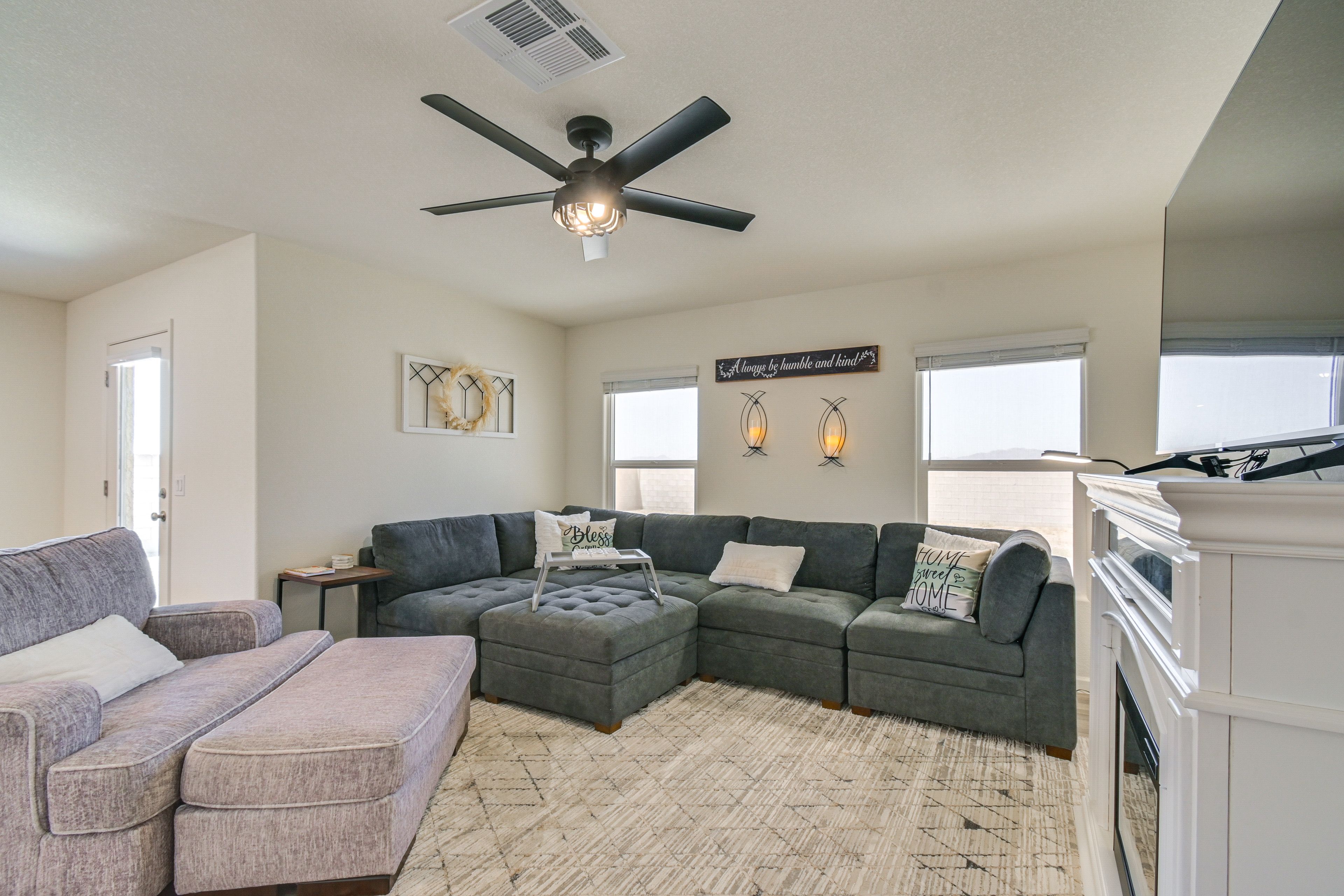 Living Room | Fireplace | Smart TV