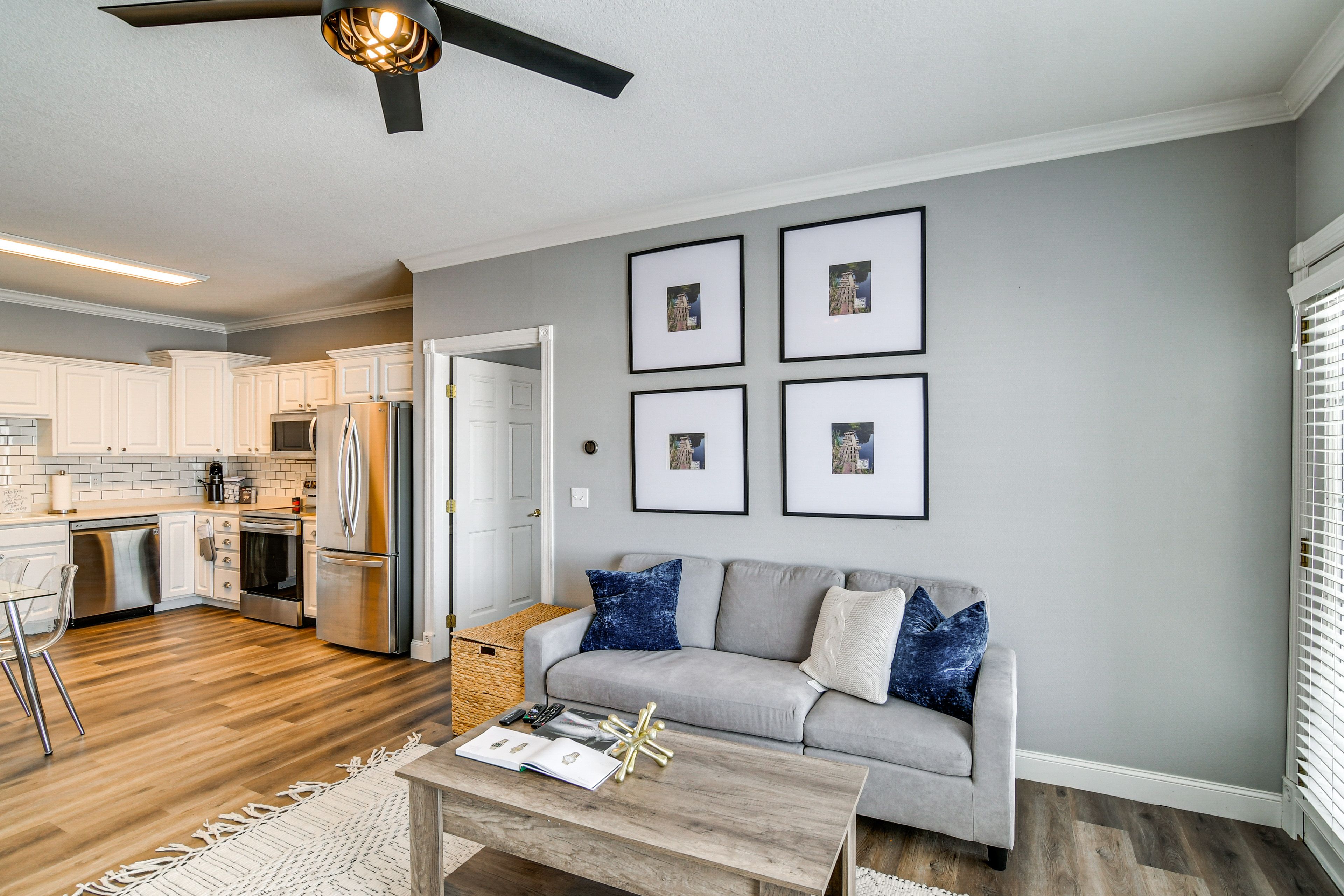 Living Room | Smart TV | Indoor Fireplace