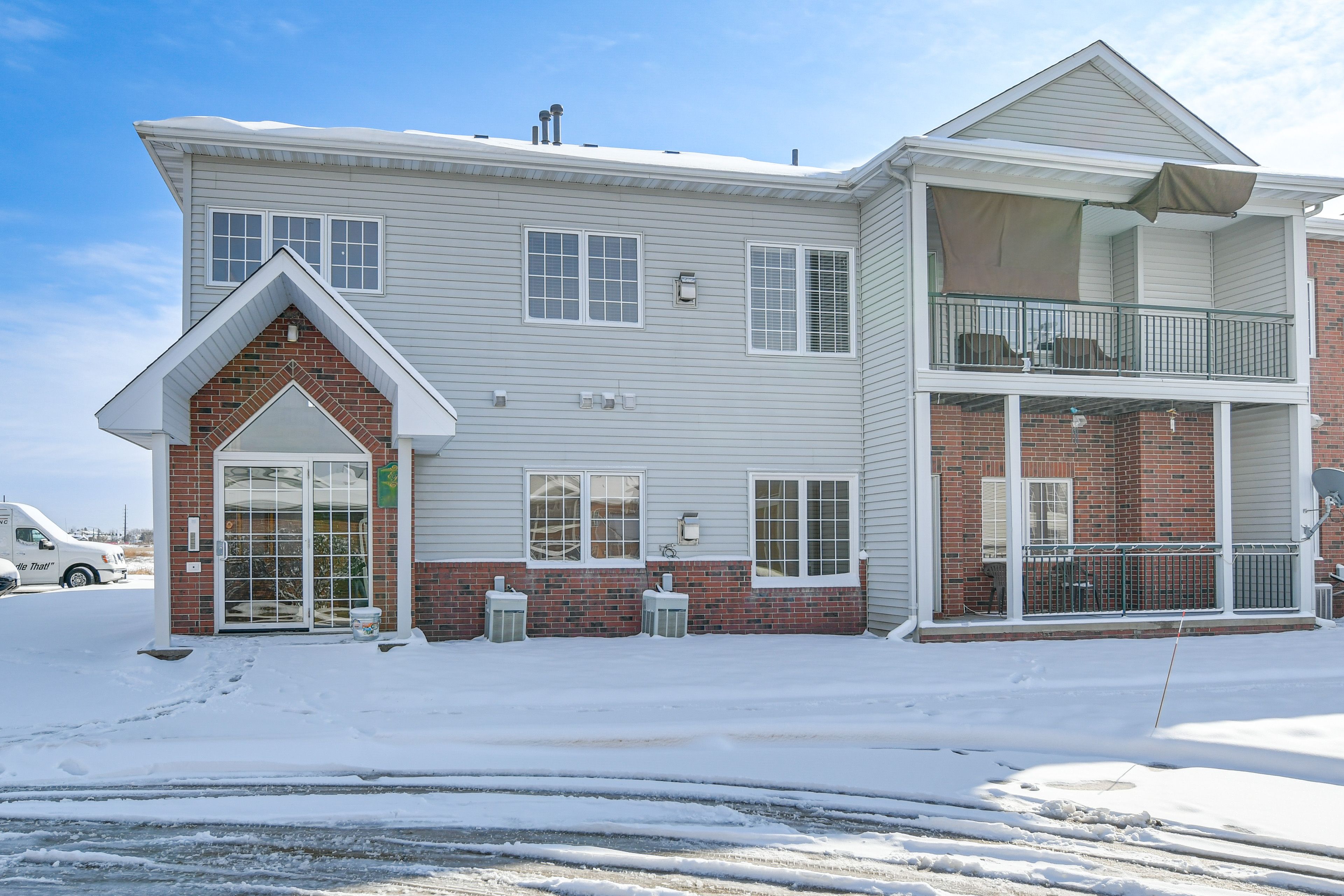 Condo Exterior | Parking | Detached Garage (1 Vehicle)