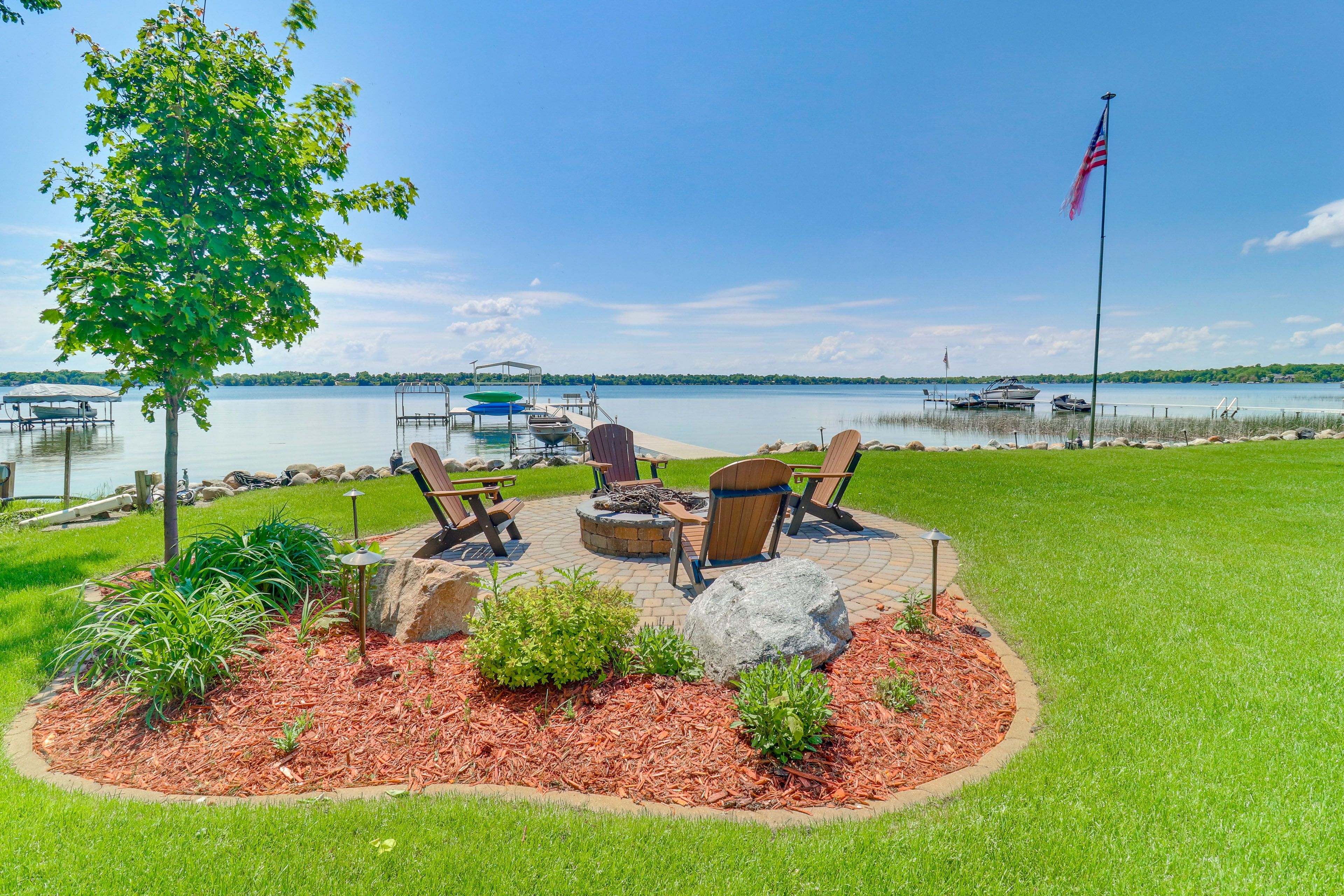 Alexandria Vacation Rental | 3BR | 2BA | 1,994 Sq Ft | 2 Steps for Access