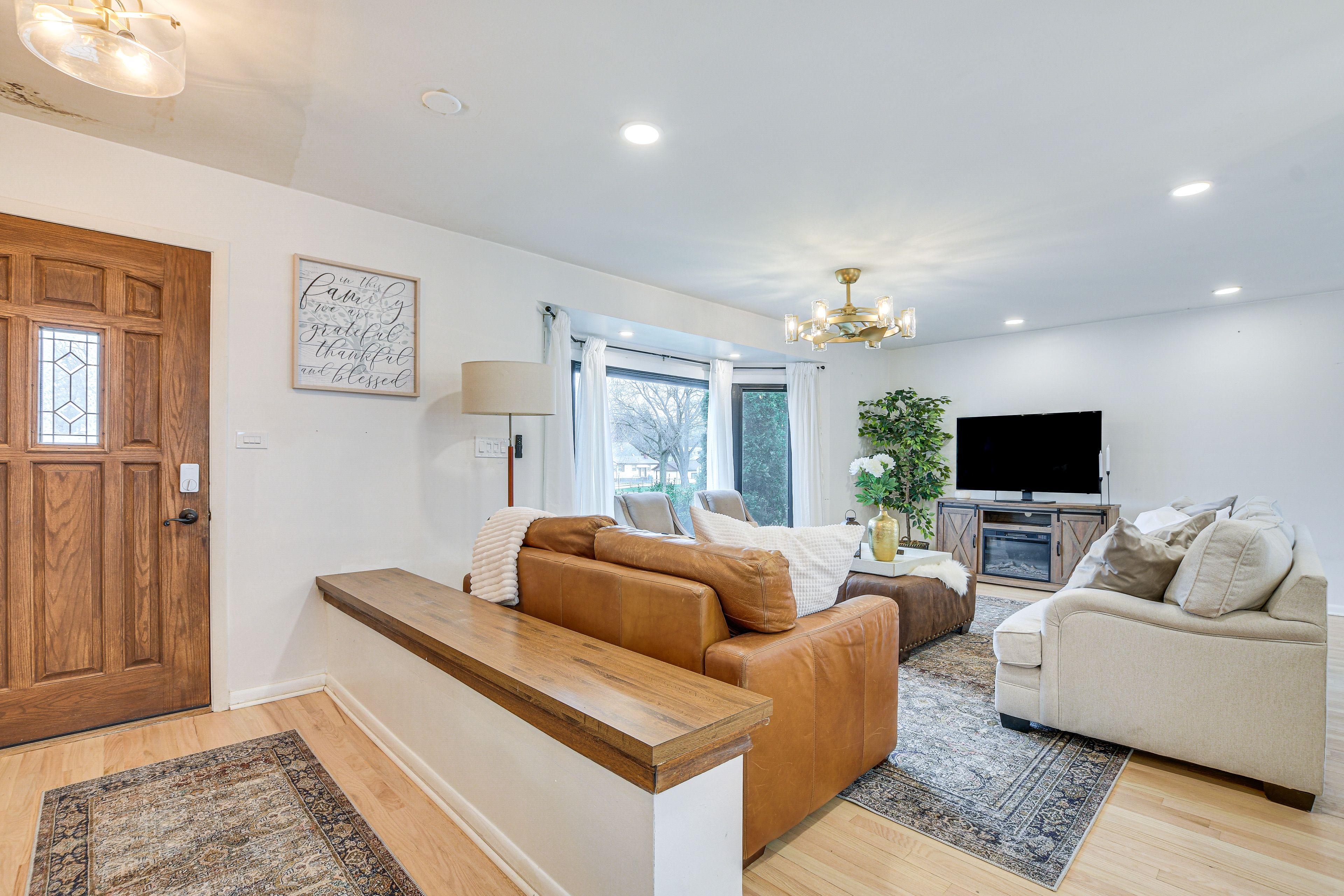 Living Room | Queen Sleeper Sofa | Main Level | Smart TV | Electric Fireplace