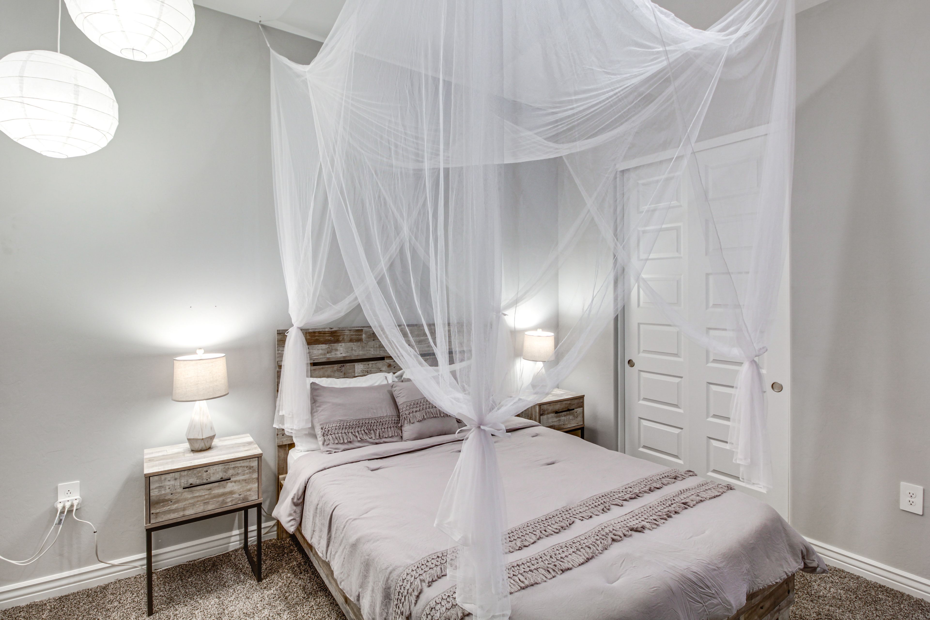 Bedroom 3 | Queen Bed