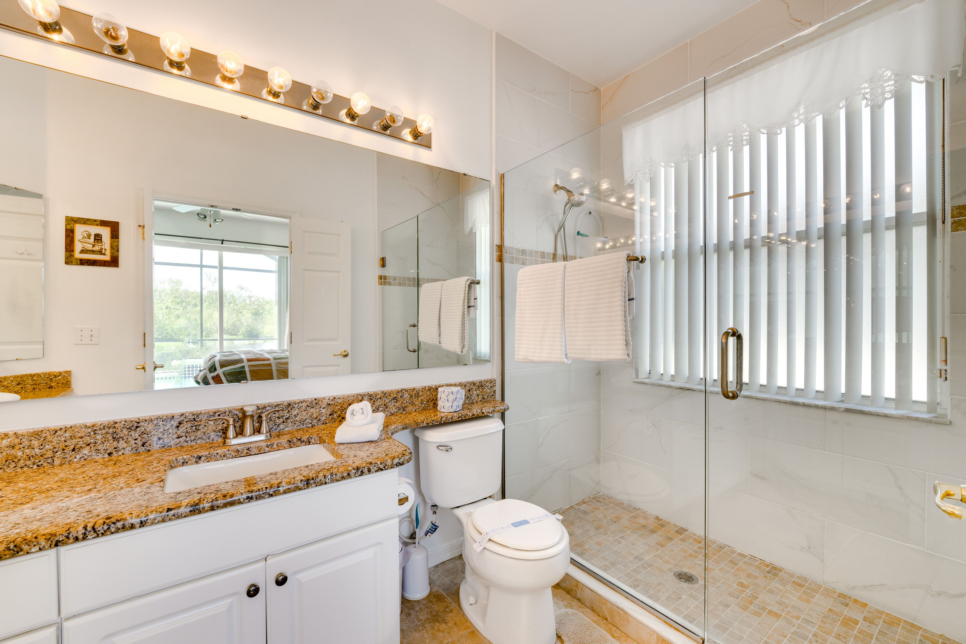 En-Suite Bathroom | Access via Bedroom 1 | Complimentary Toiletries | Hair Dryer