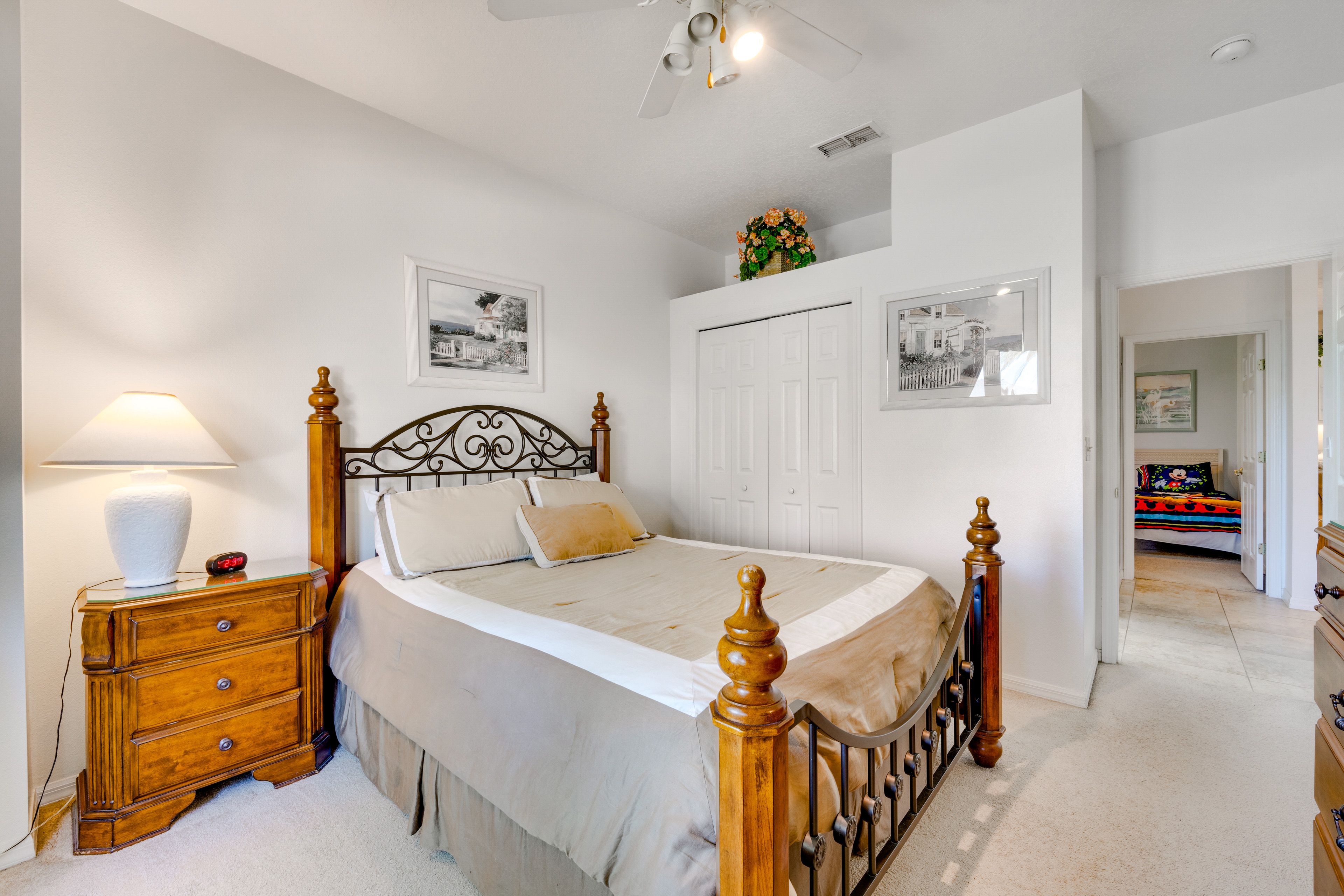 Bedroom 2 | Queen Bed | Smart TV | Linens Provided