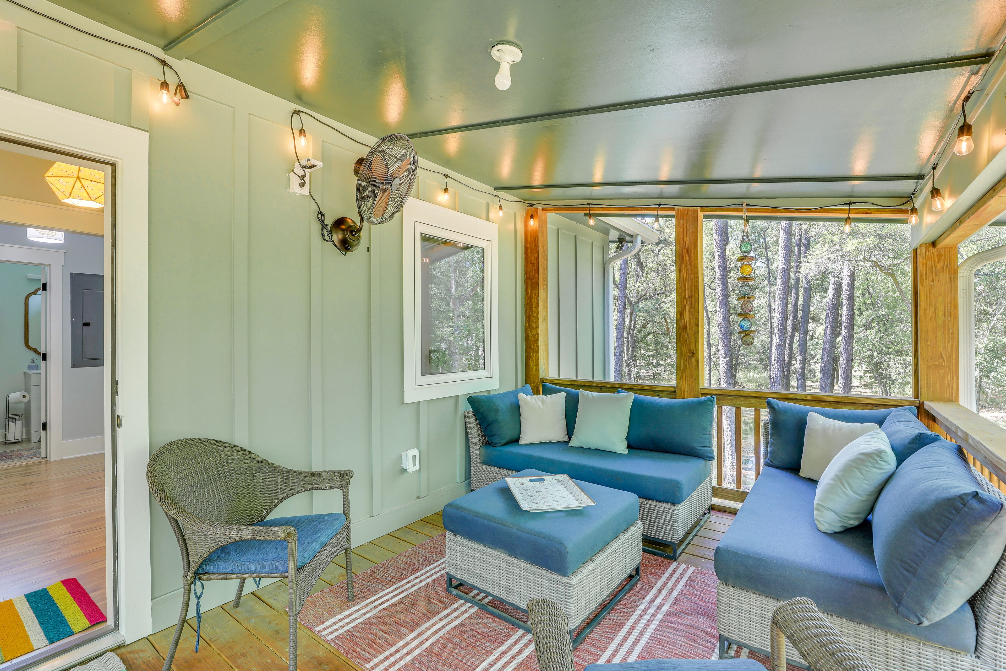 House Exterior | Covered Porch
