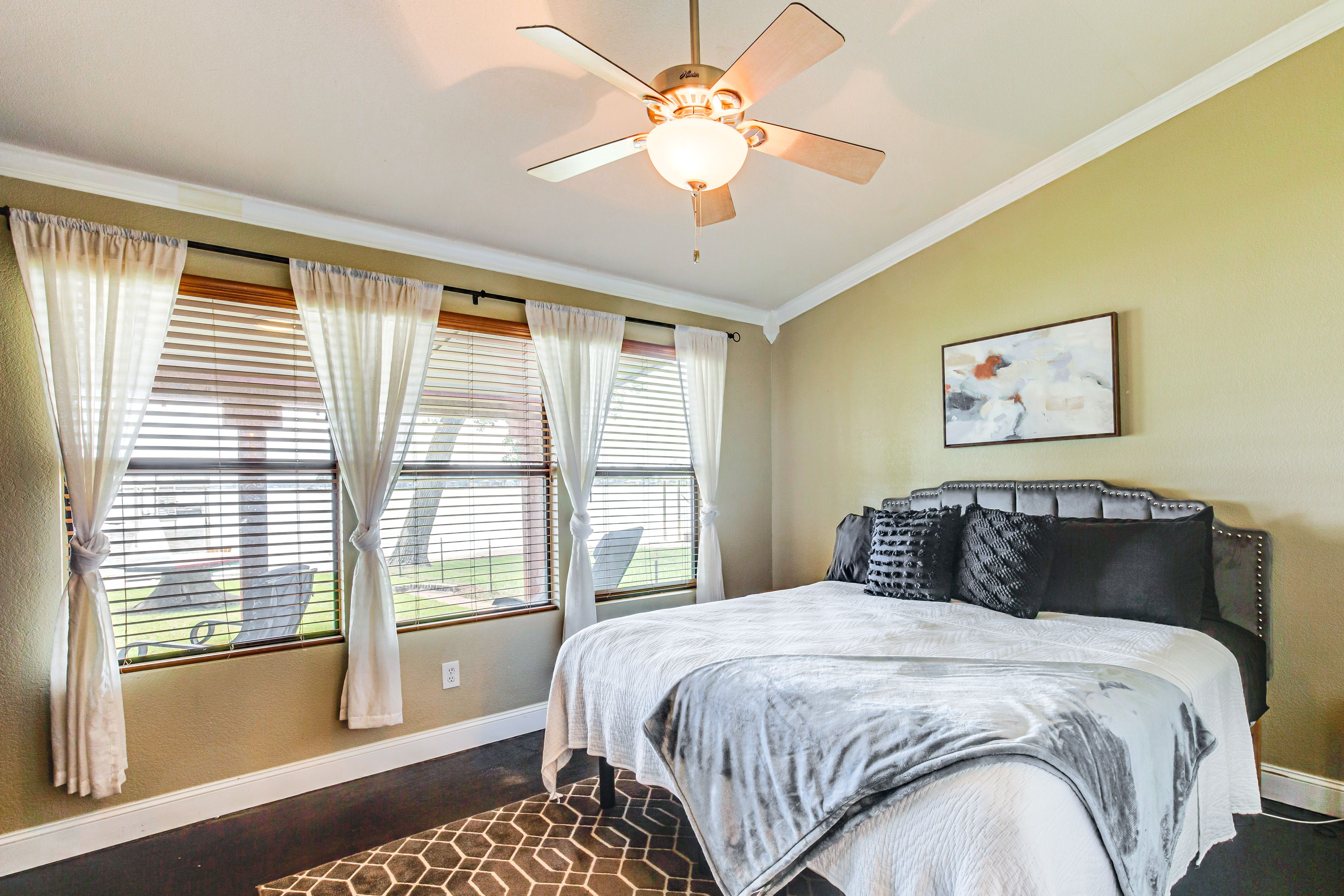Bedroom 1 | King Bed | Linens Provided