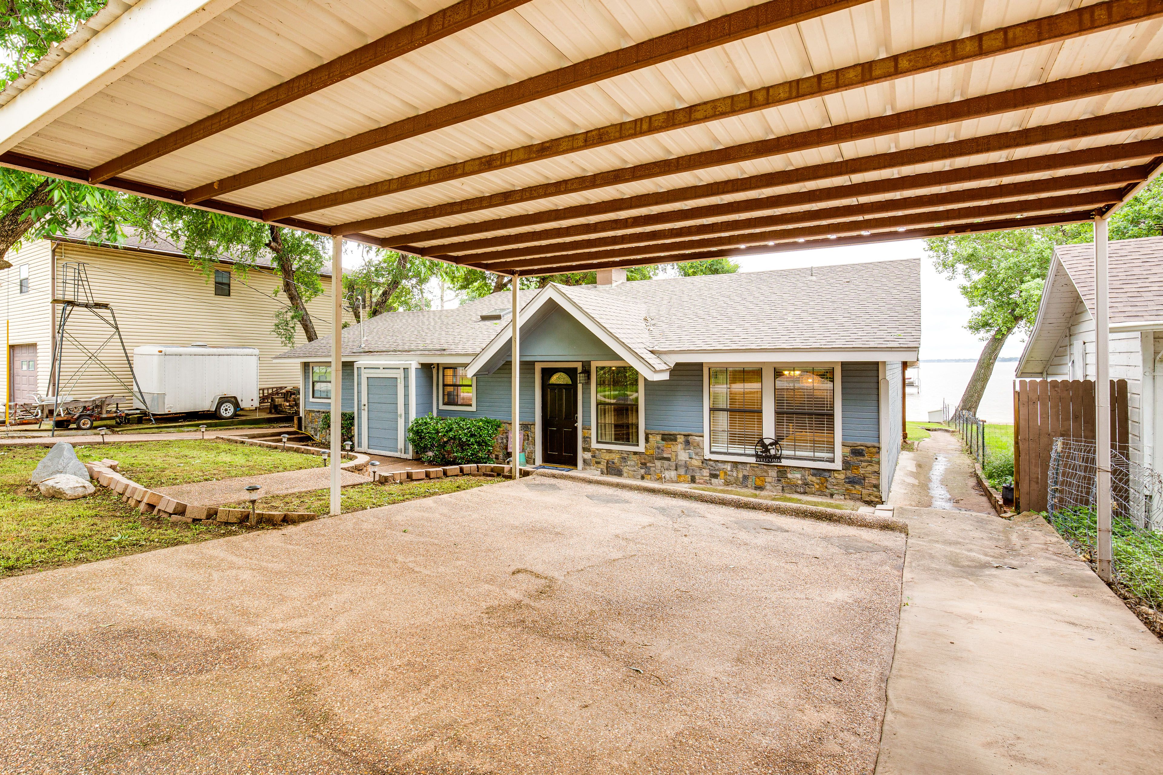Exterior | Uncovered Driveway (2 Vehicles) | Carport (2 Vehicles)