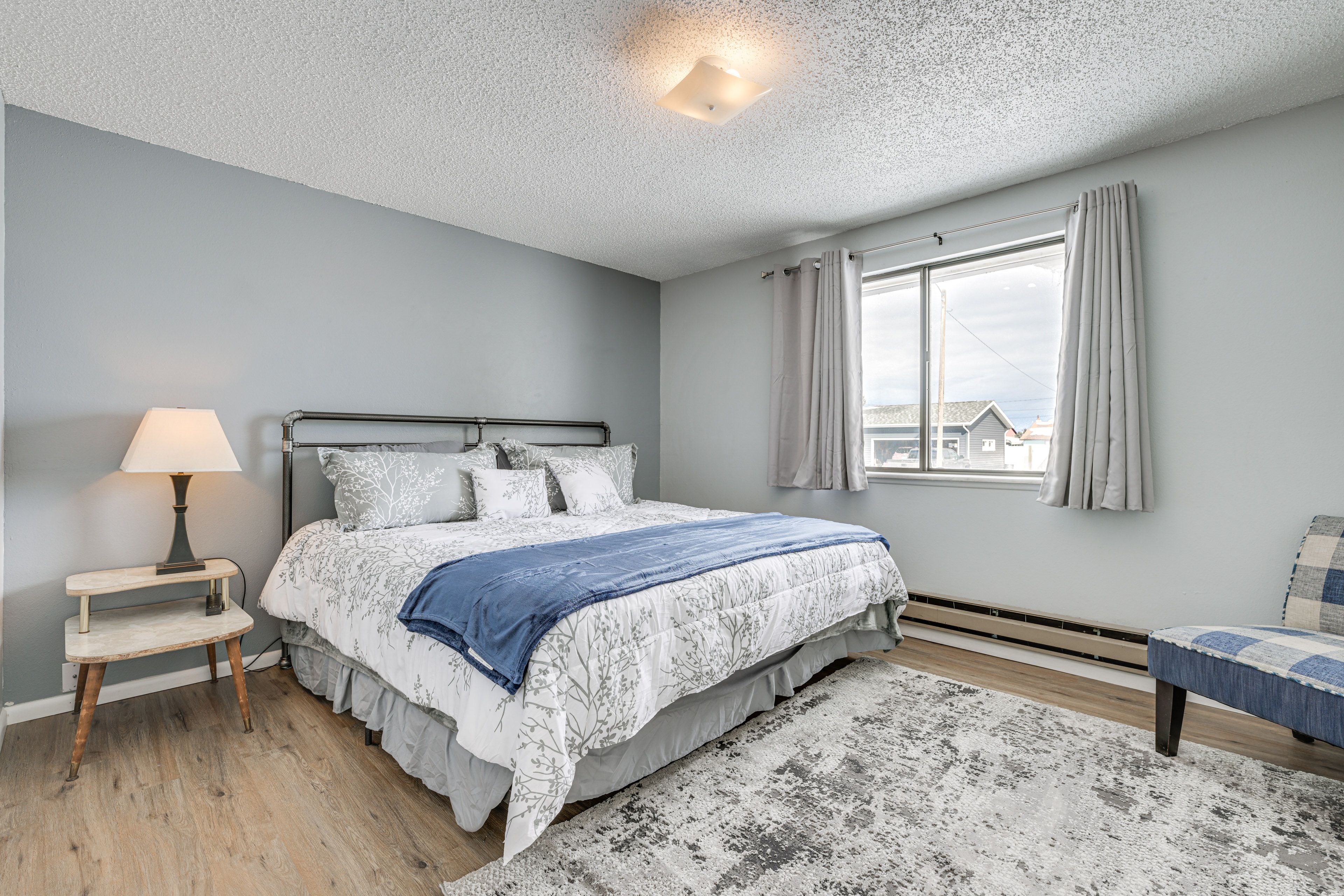Bedroom 1 | 1st Floor | King Bed | Linens Provided