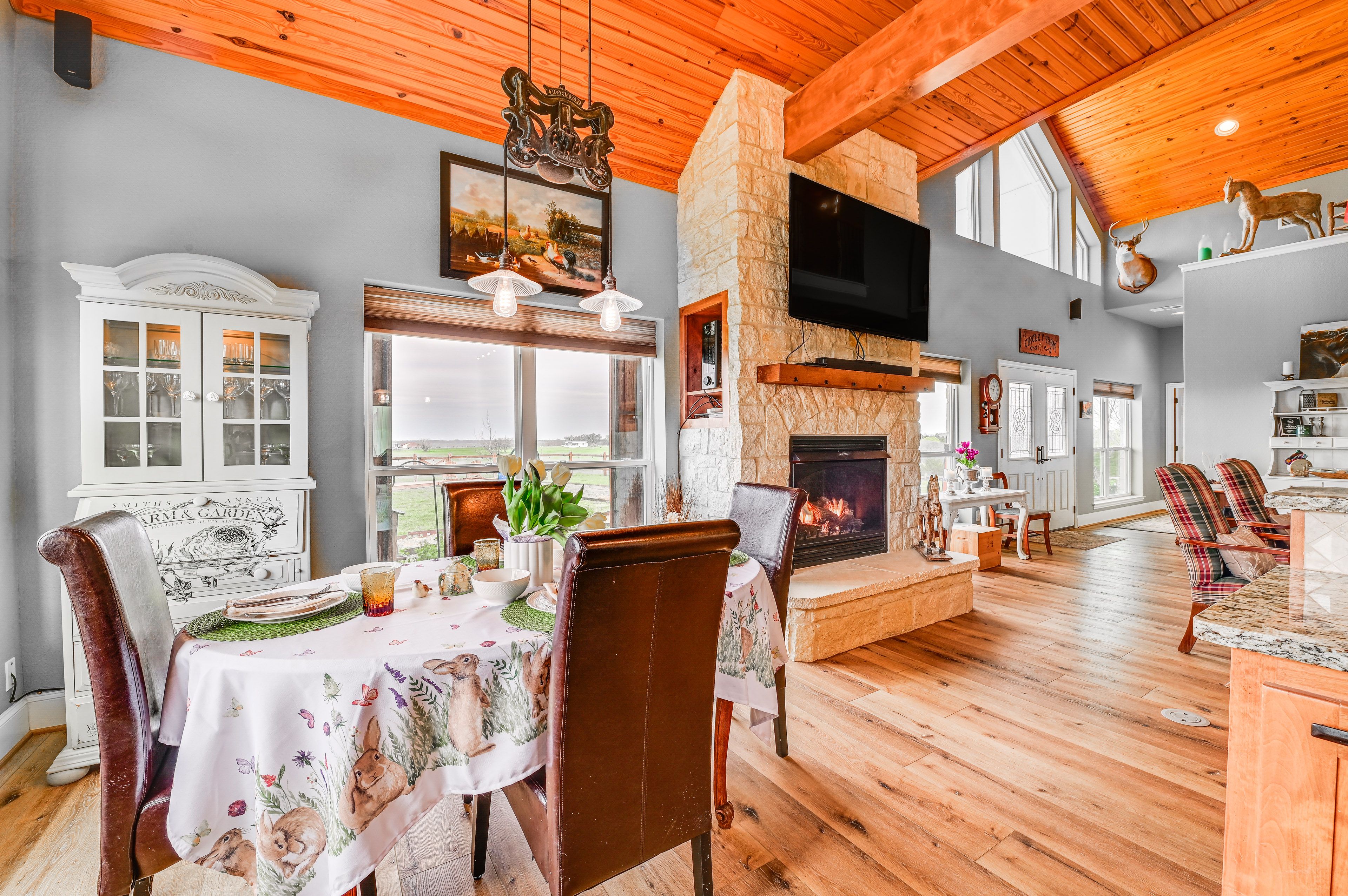 Dining Area | 1st Floor