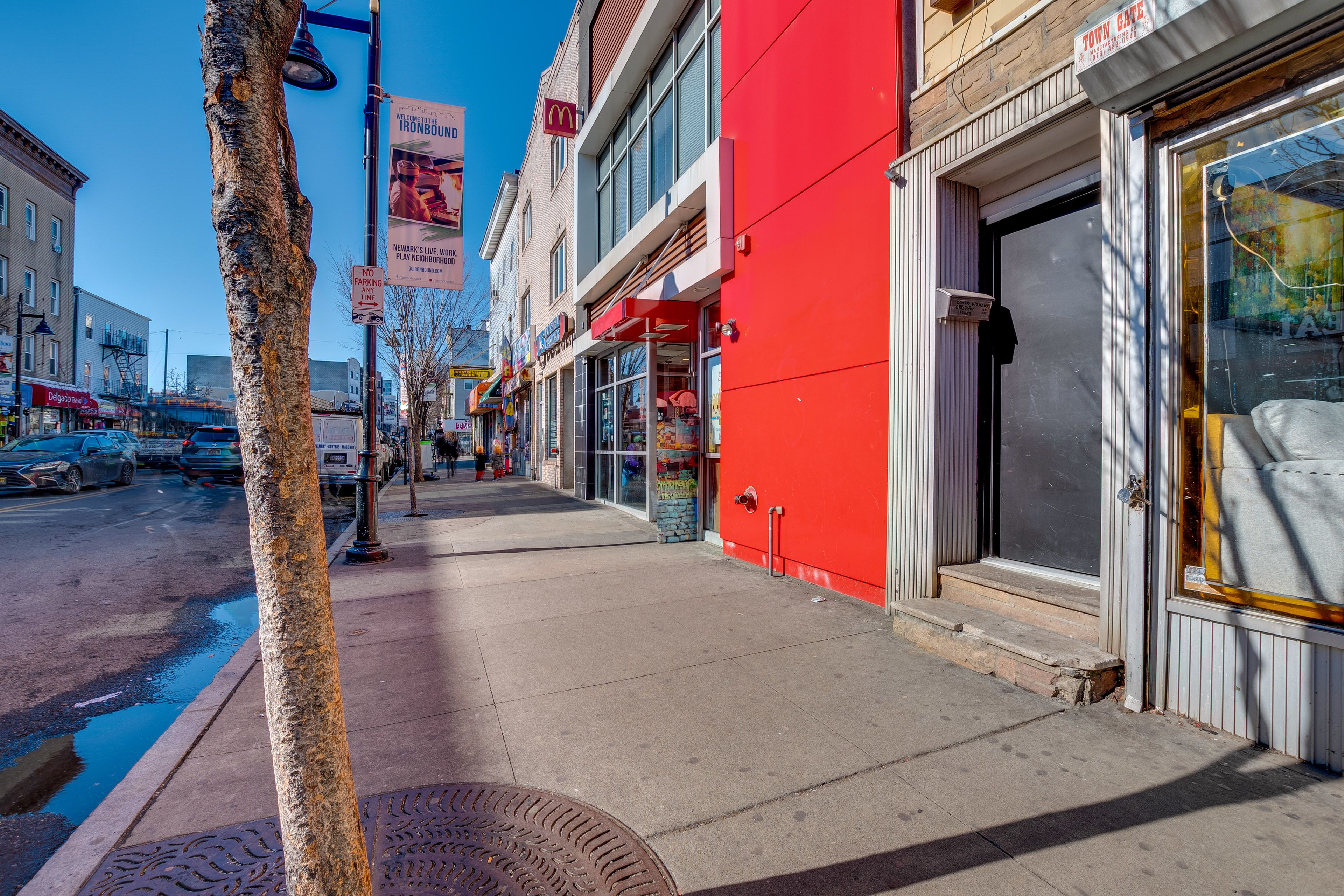 Parking | Free Street Parking | Metered Street Parking