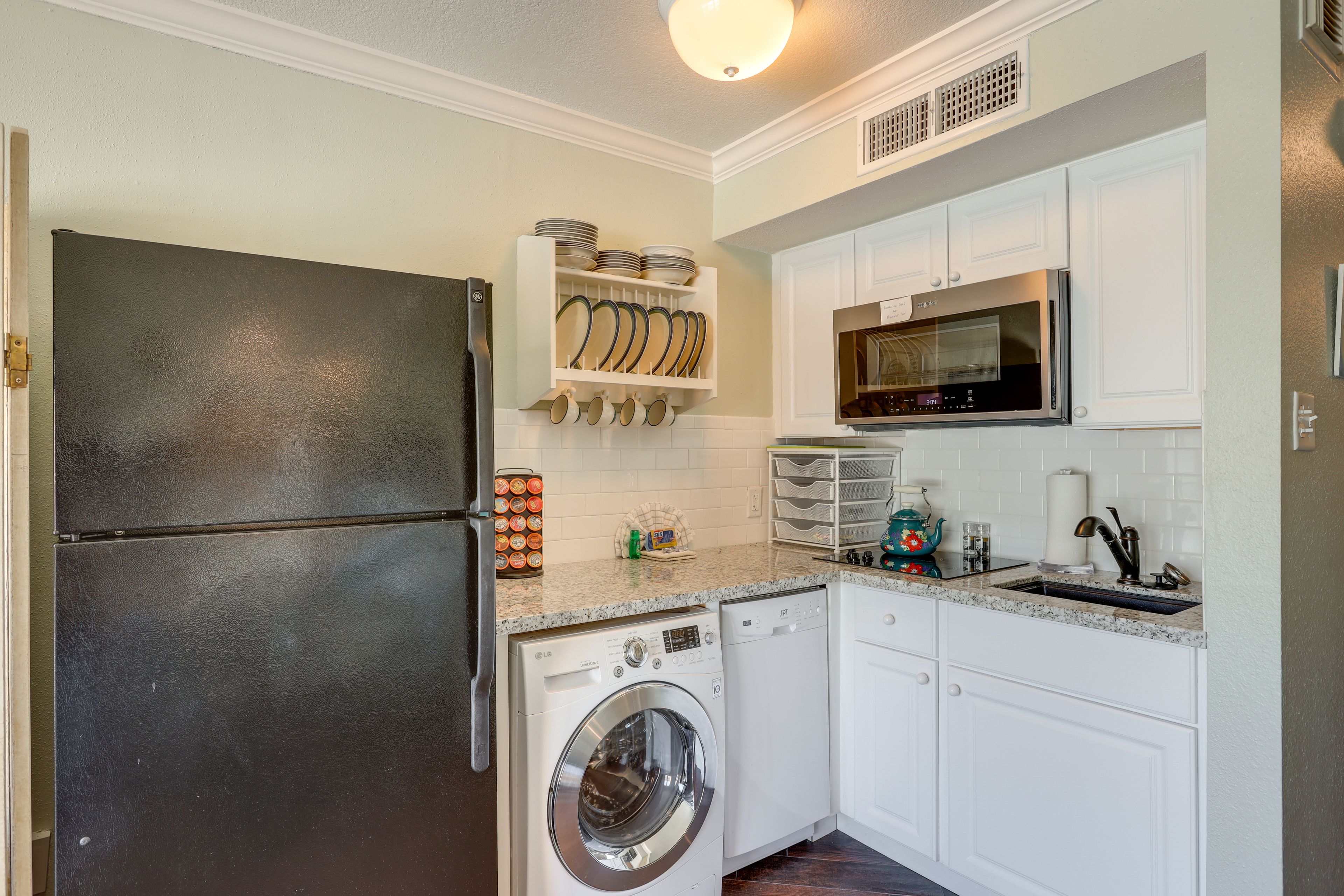 Kitchen | Keurig Coffee Maker | Washer