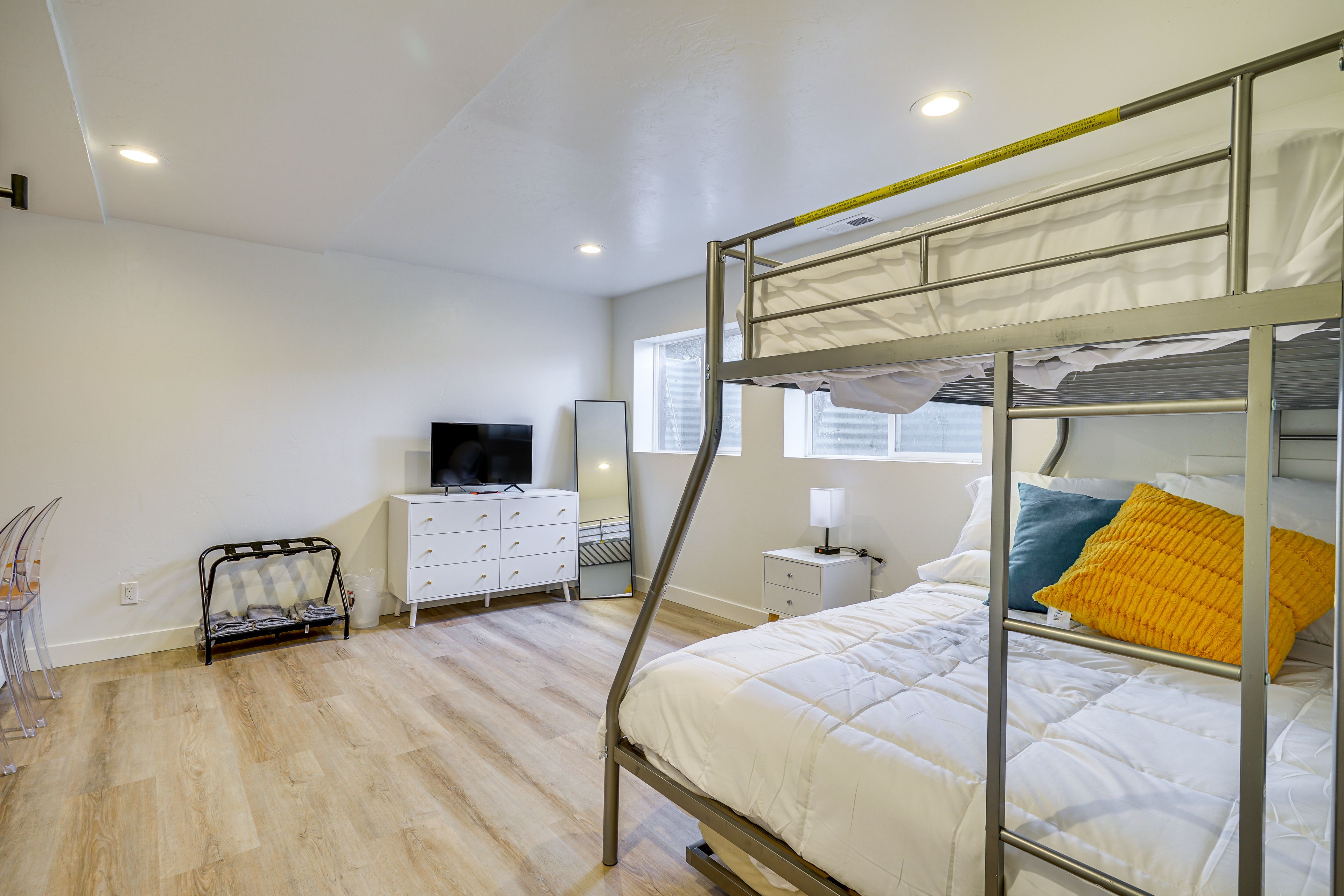 Bedroom 3 | 1st Floor | Twin/Full Bunk Bed w/ Full Trundle