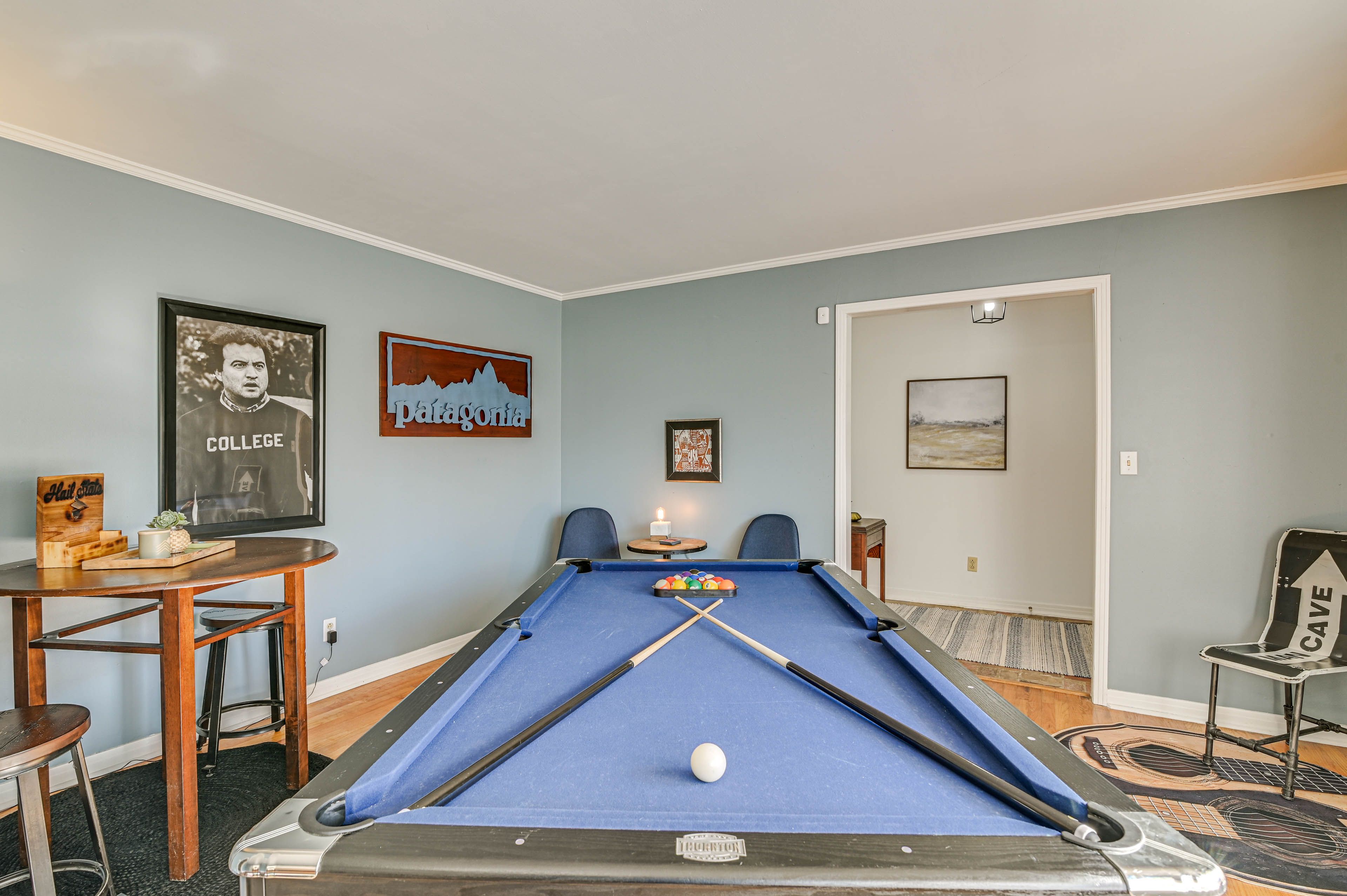 Game Room | Pool Table | Free WiFi