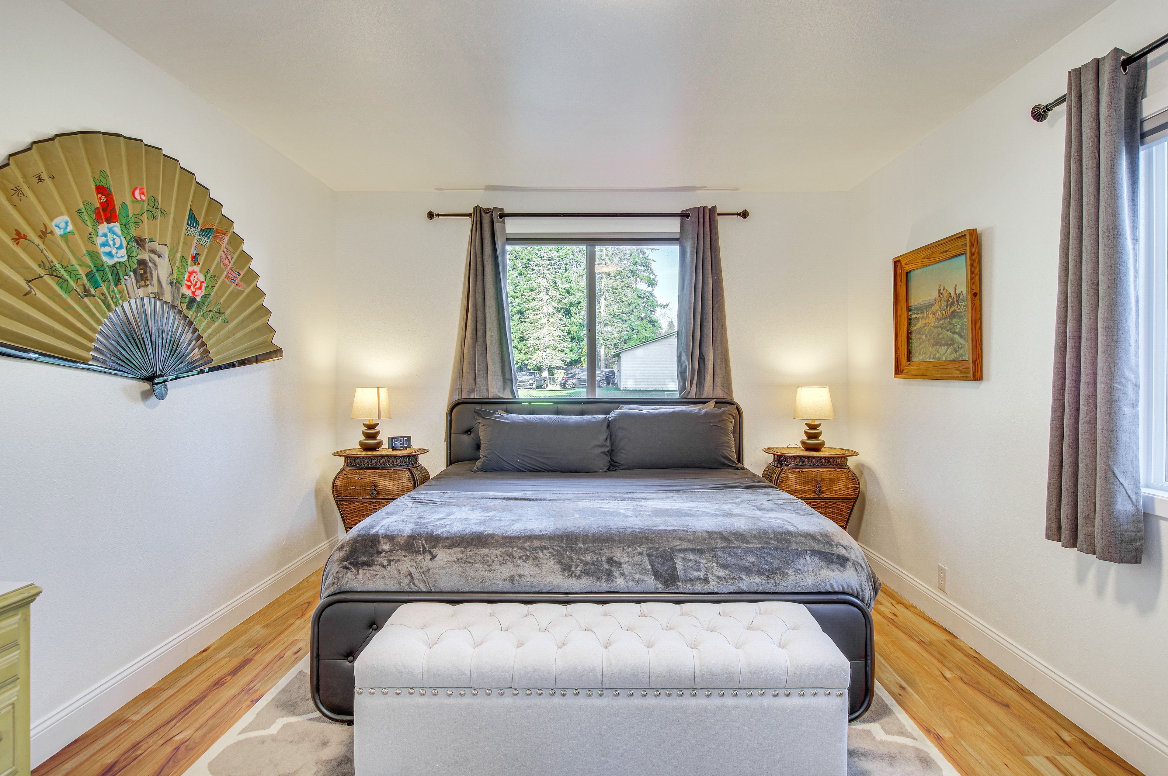 Bedroom Suite | King Bed | Linens Provided | Smart TV