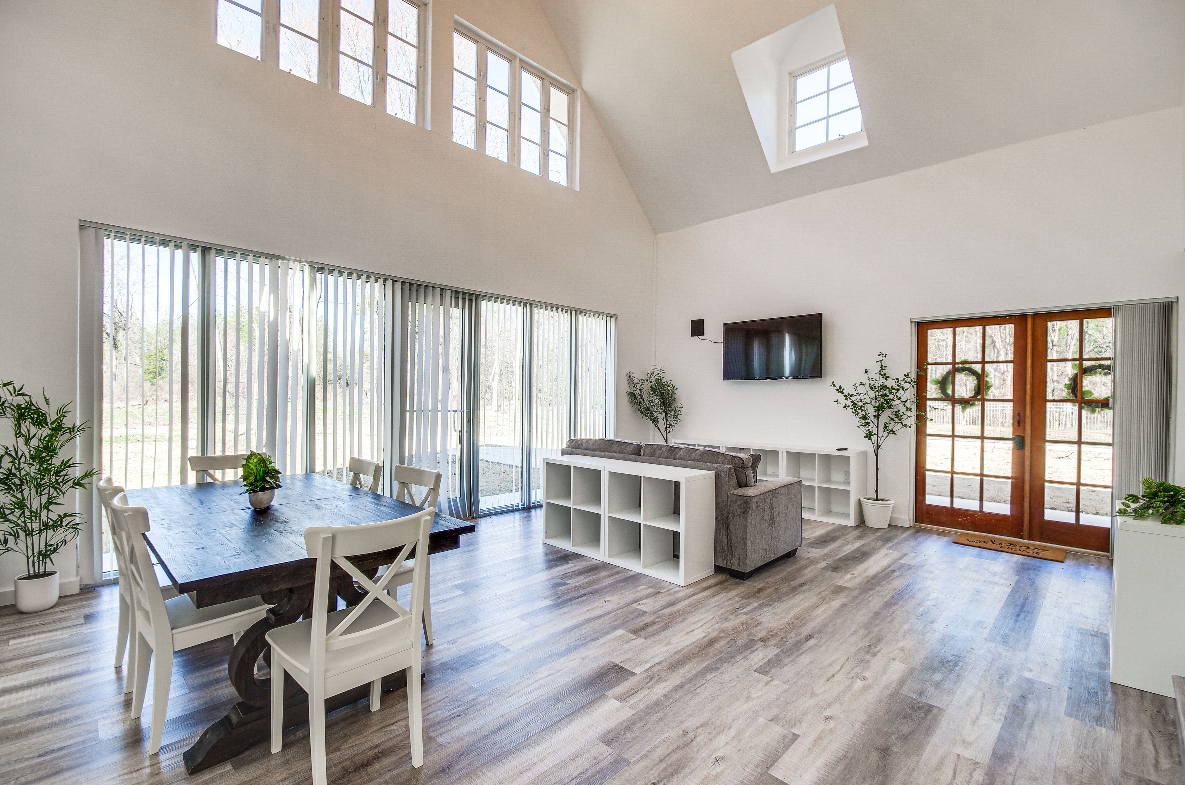Dining Table | 1st Floor | Dishware & Flatware
