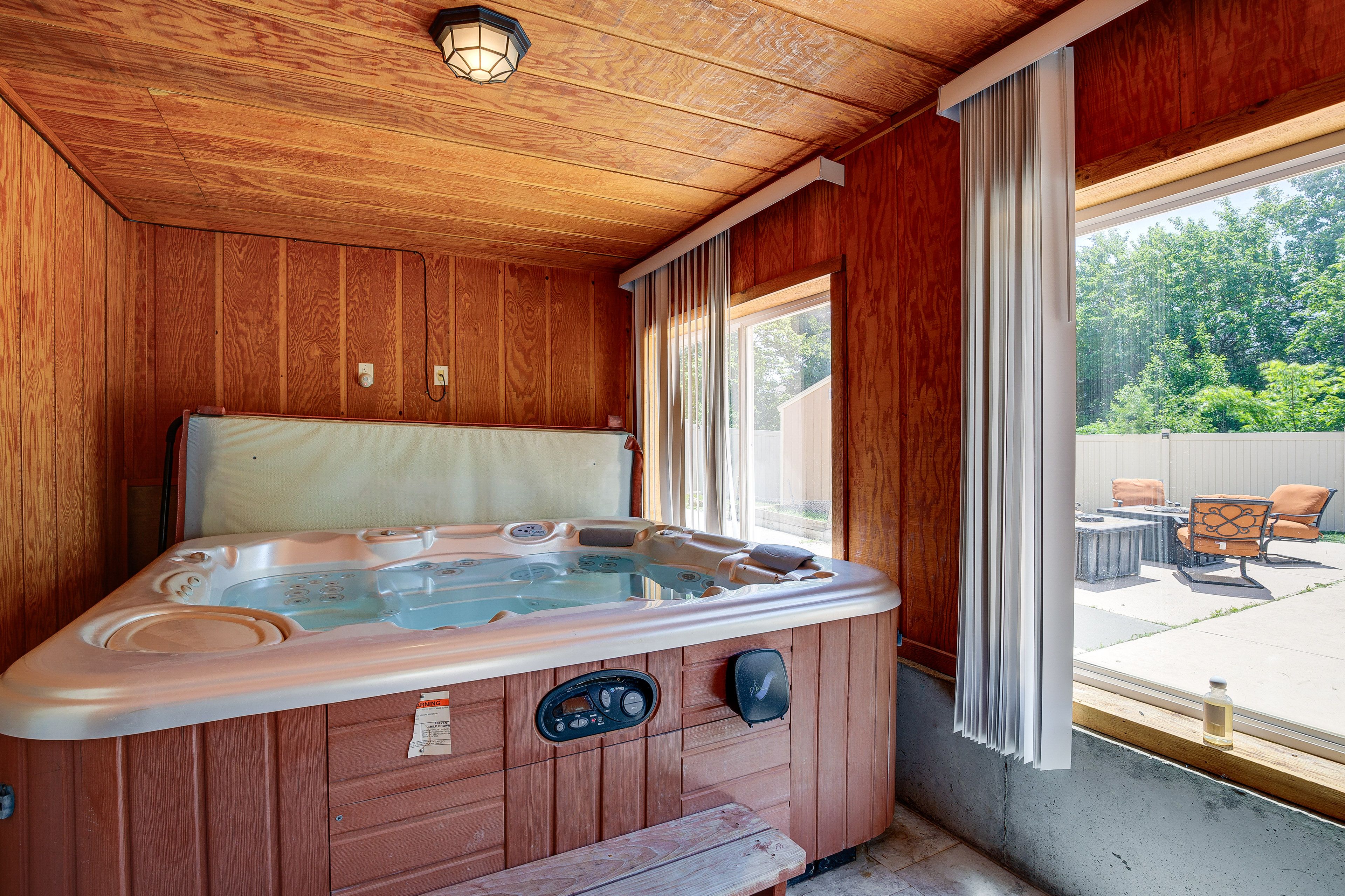 Hot Tub | Basement Level