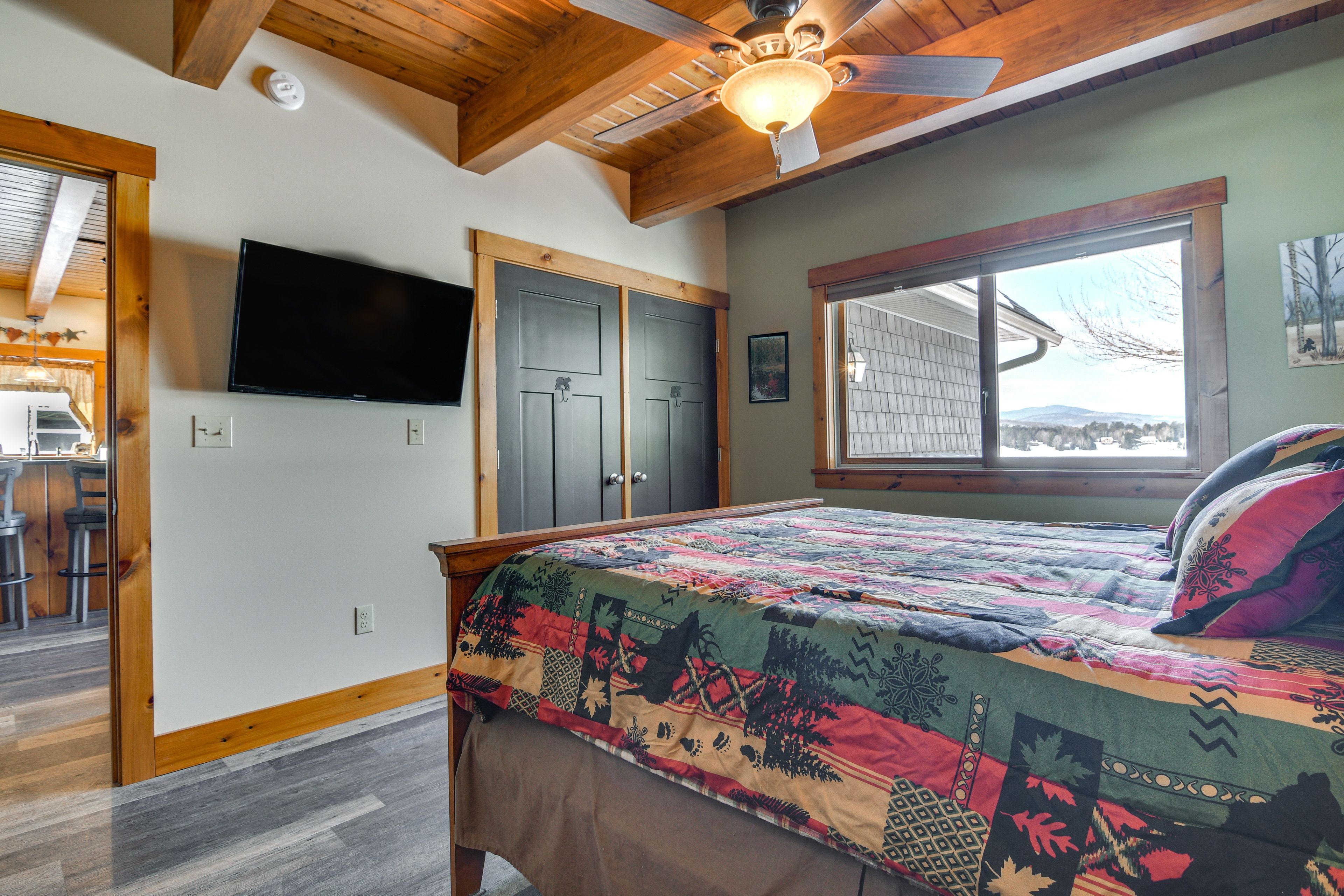 Bedroom 3 | Queen Bed | Main Floor